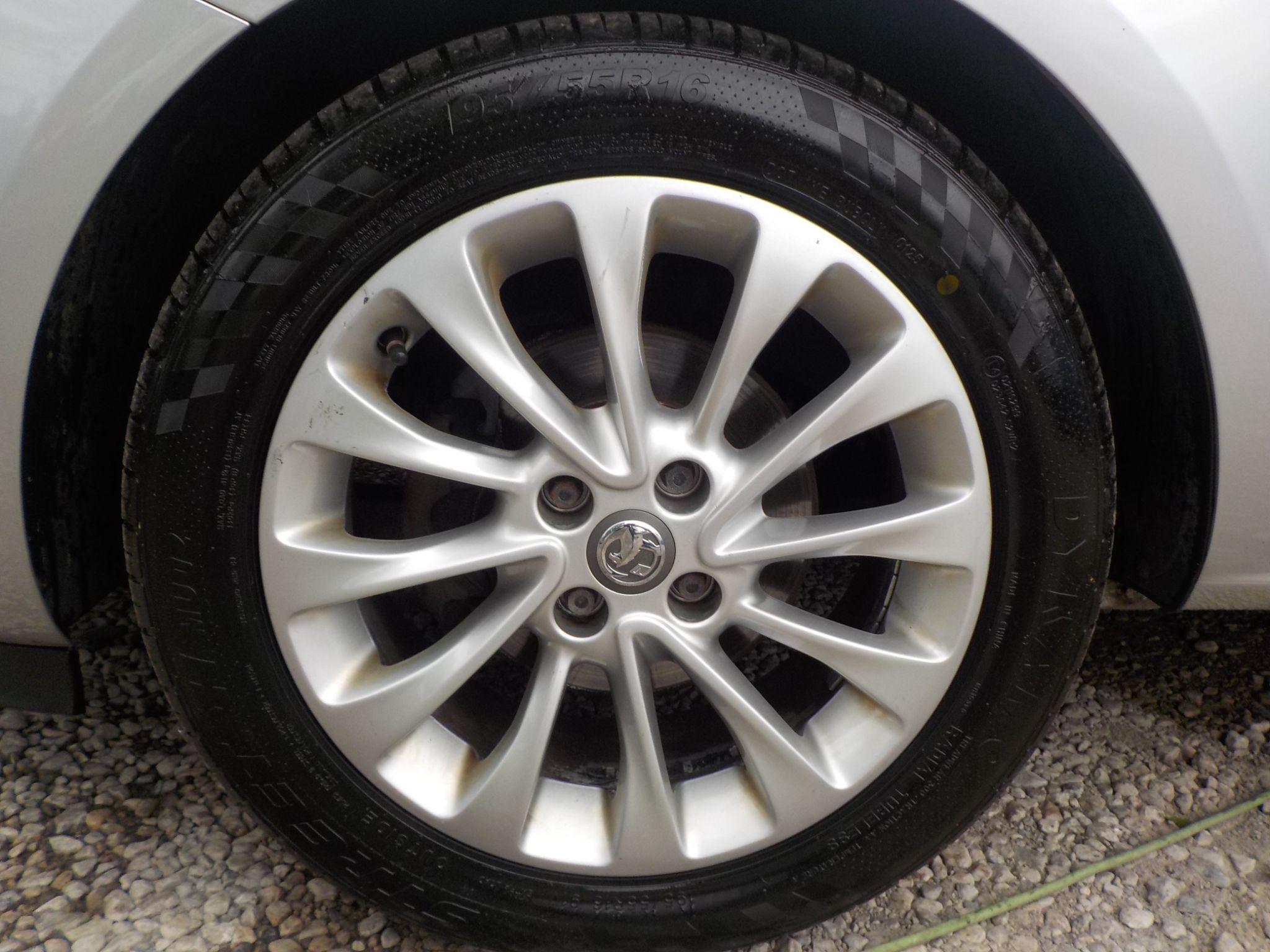 Vauxhall Corsa 1.4i ecoFLEX SE Euro 6 5dr