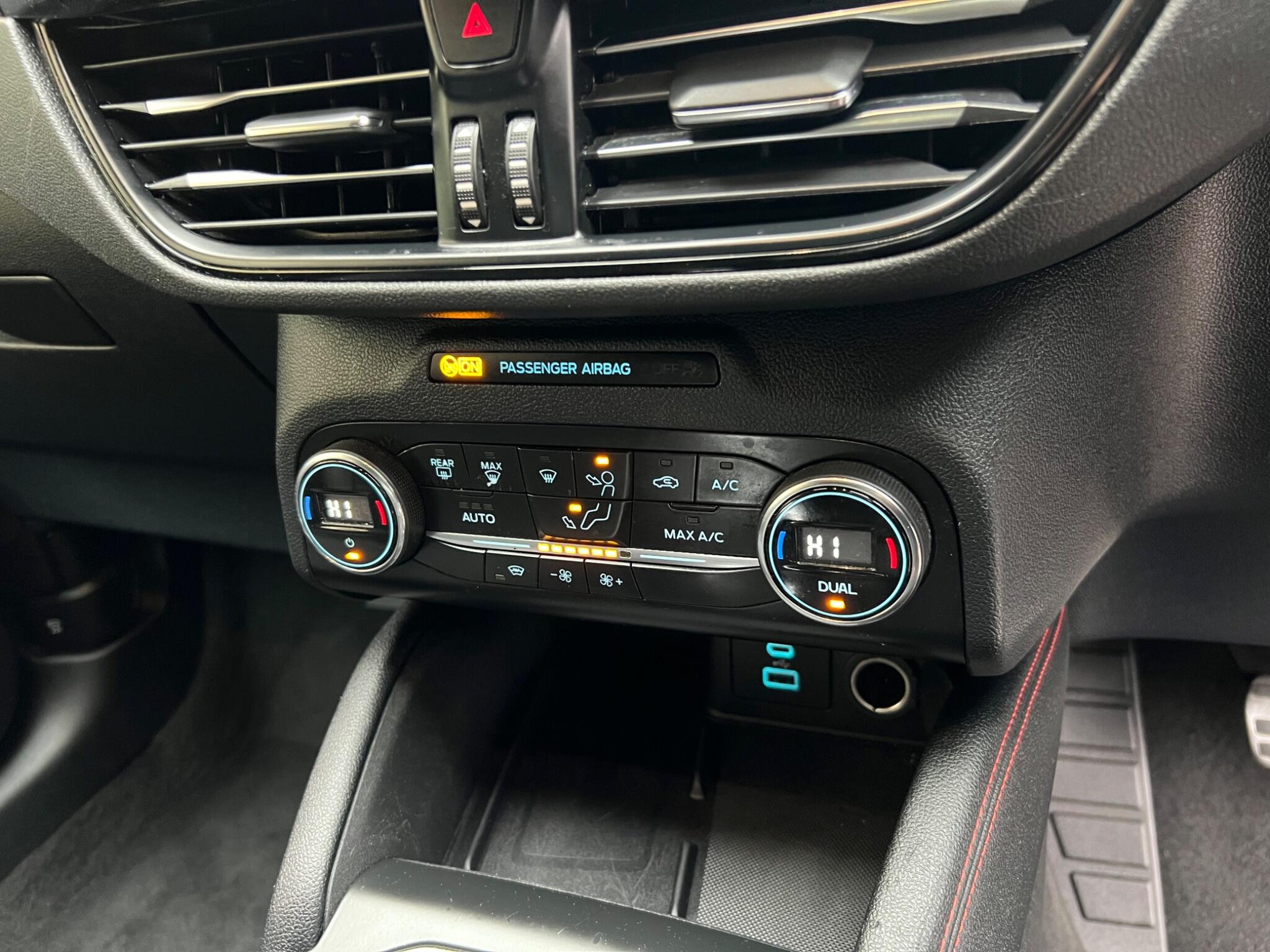 Ford Kuga view 19