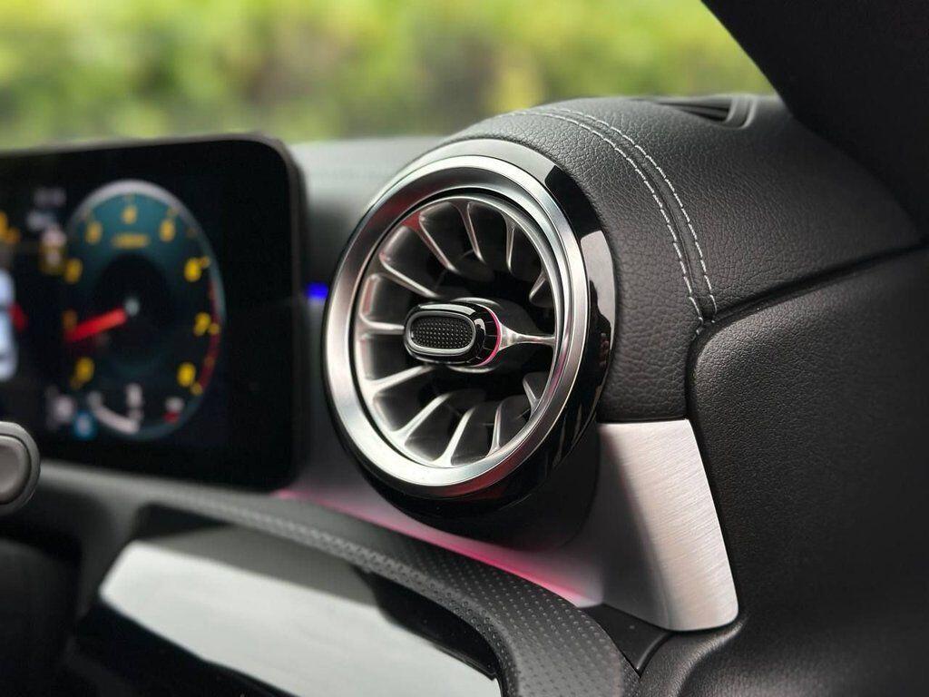 Mercedes-Benz Cla view 66