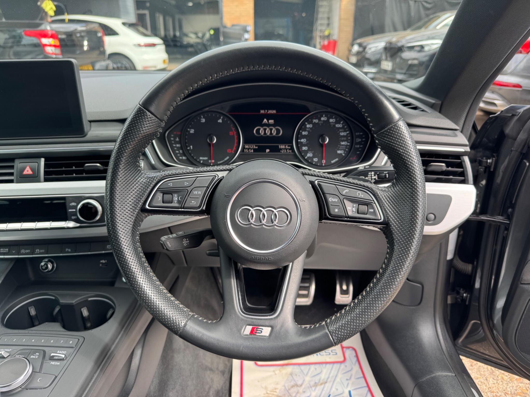 Audi A5 view 26