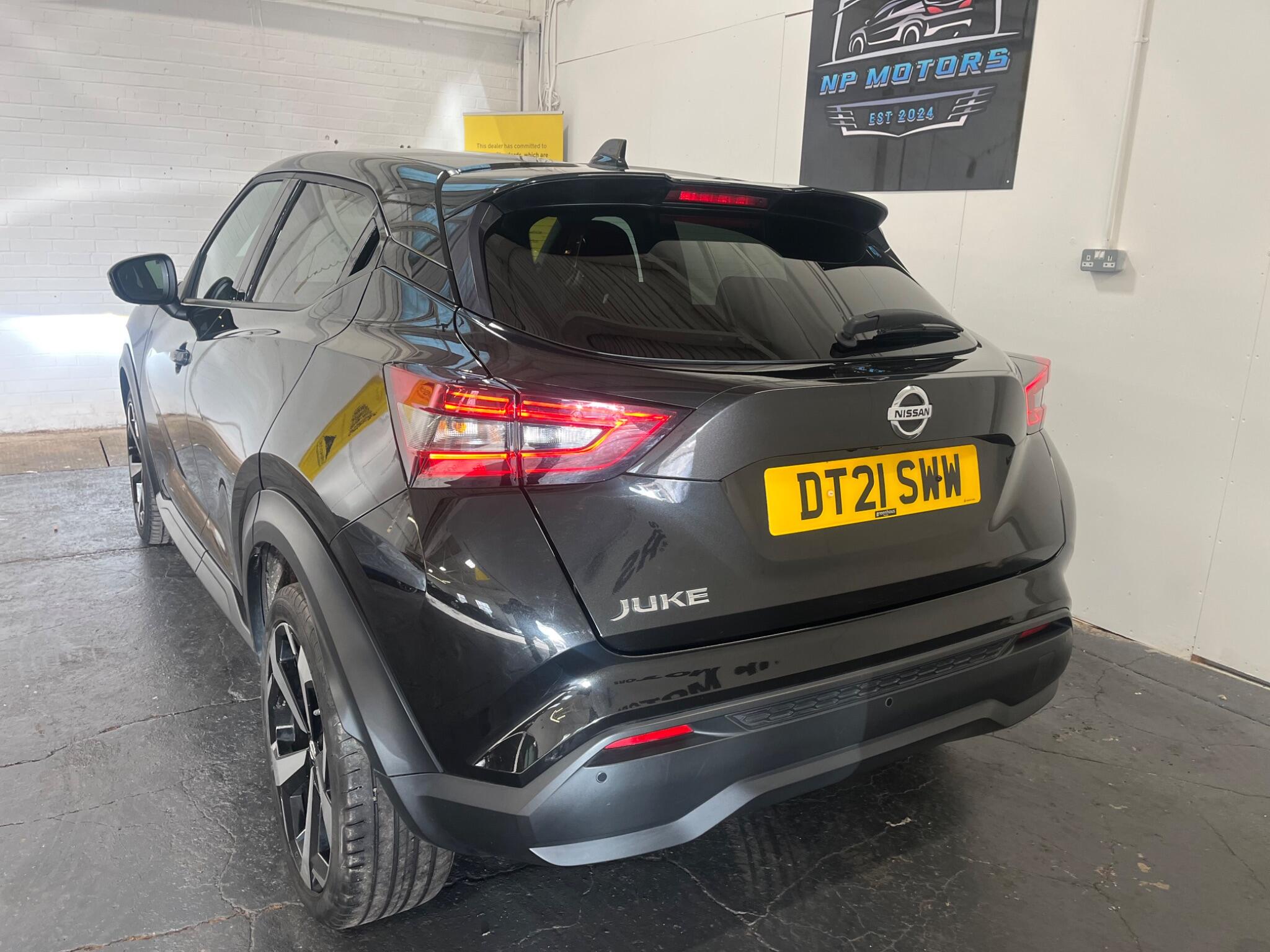 2021 Nissan Juke 1.0 DIG-T Tekna DCT Auto Euro 6 (s/s) 5dr • 35,000 miles image 4