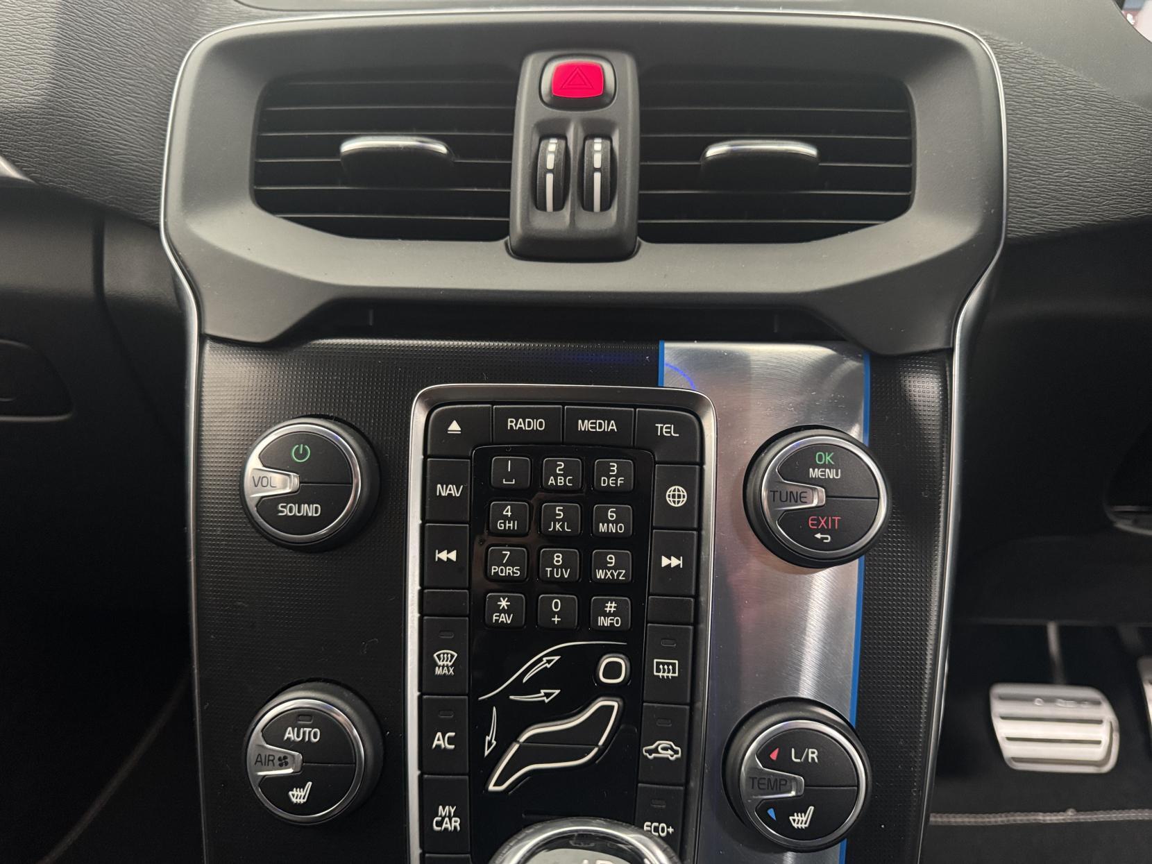 Volvo V40 view 72