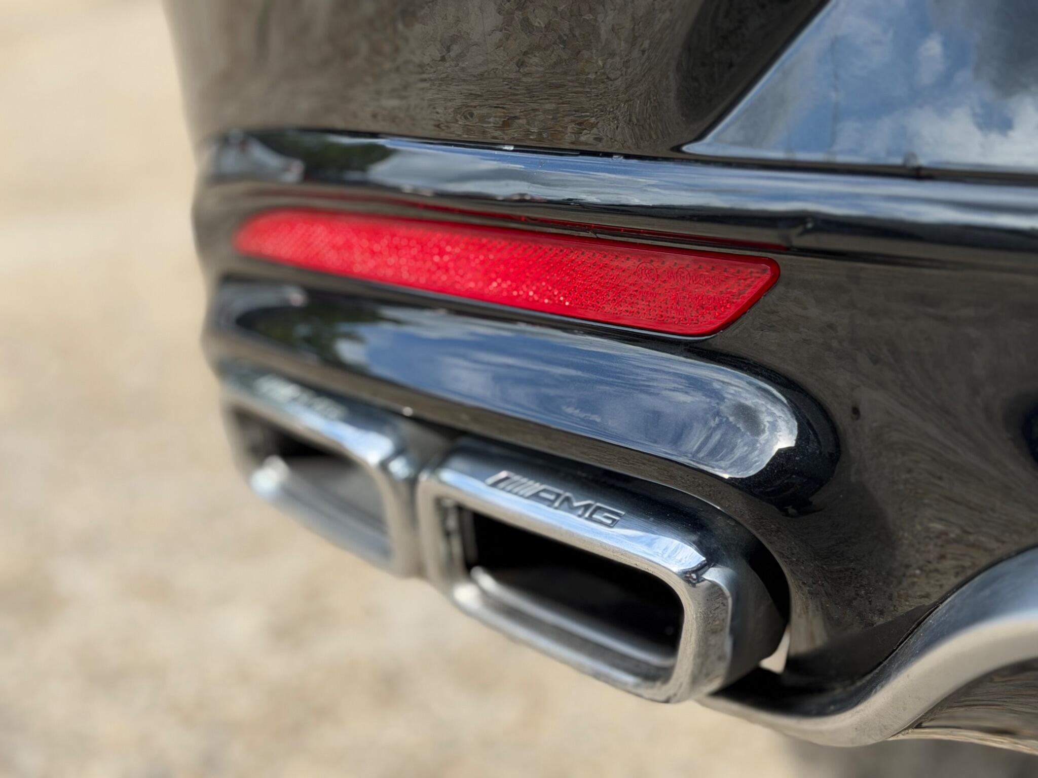 Mercedes-Benz S Class view 34