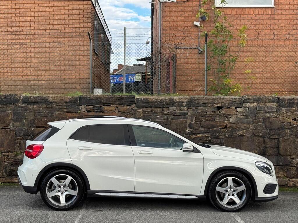 Mercedes-Benz Gla view 8