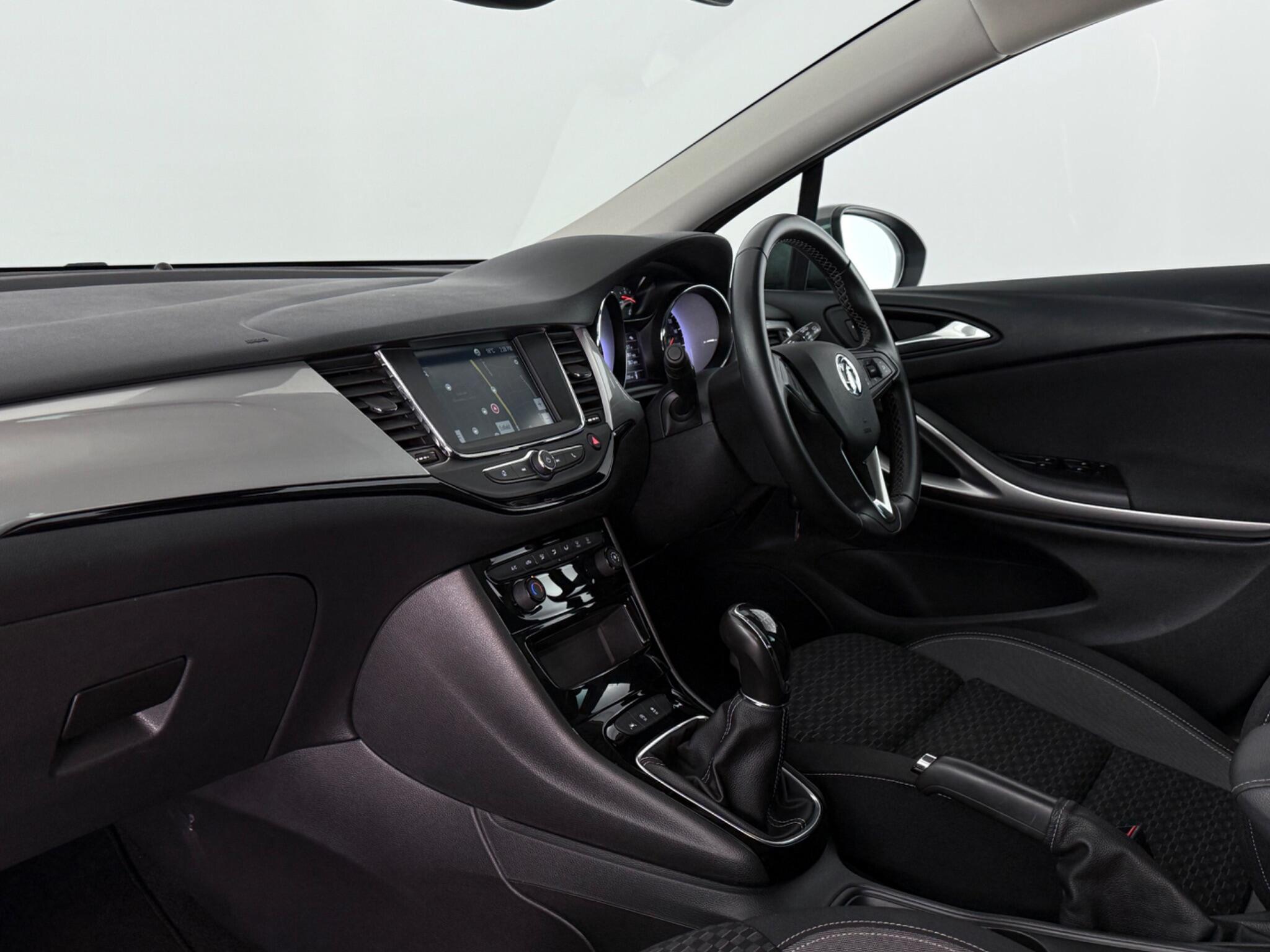 Vauxhall Astra view 12