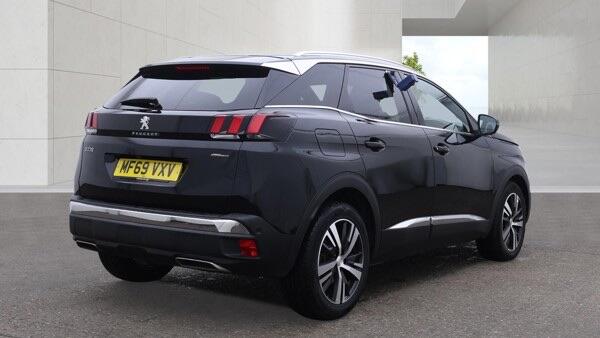 Peugeot 3008 view 2