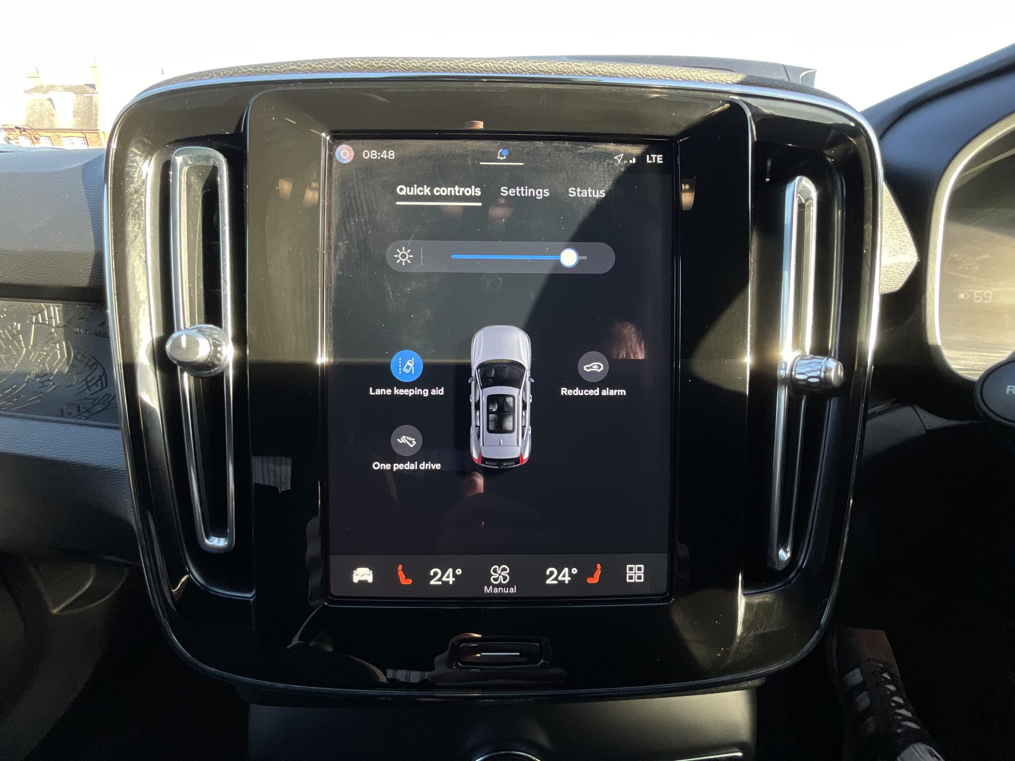 Volvo XC40 view 26