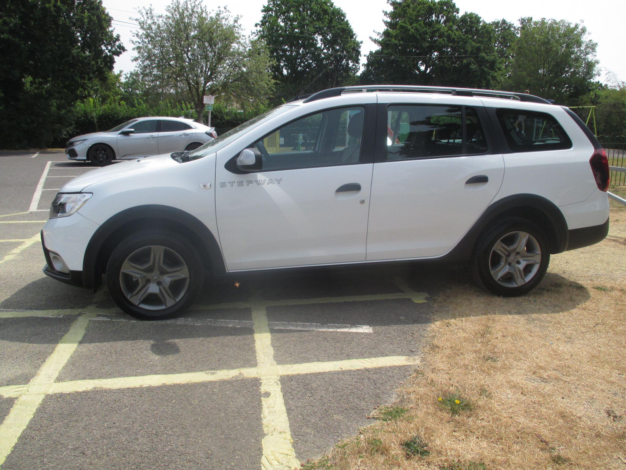 Dacia Logan MCV Stepway view 17