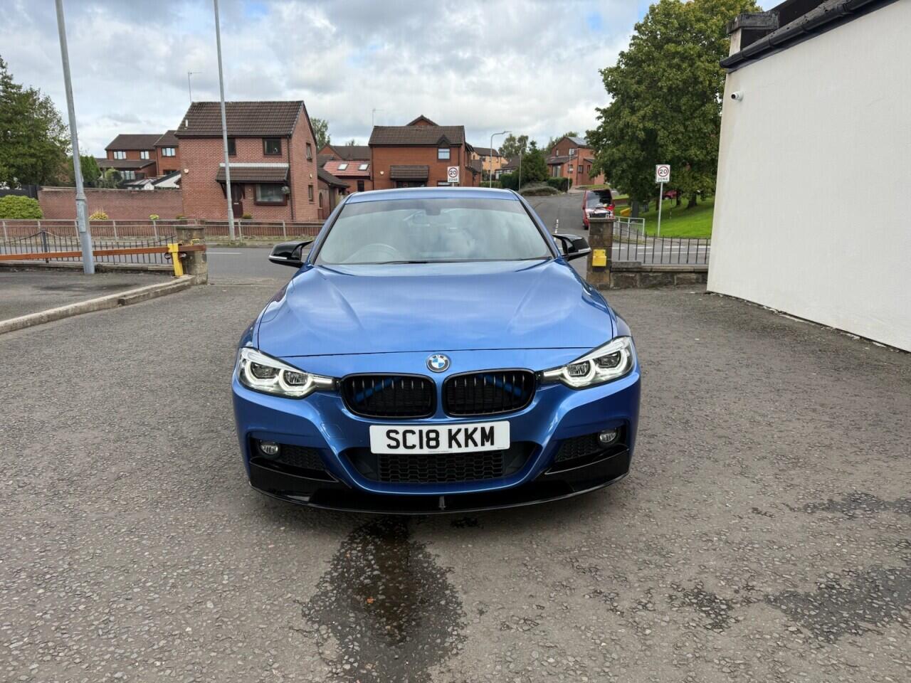 BMW 3 Series view 11