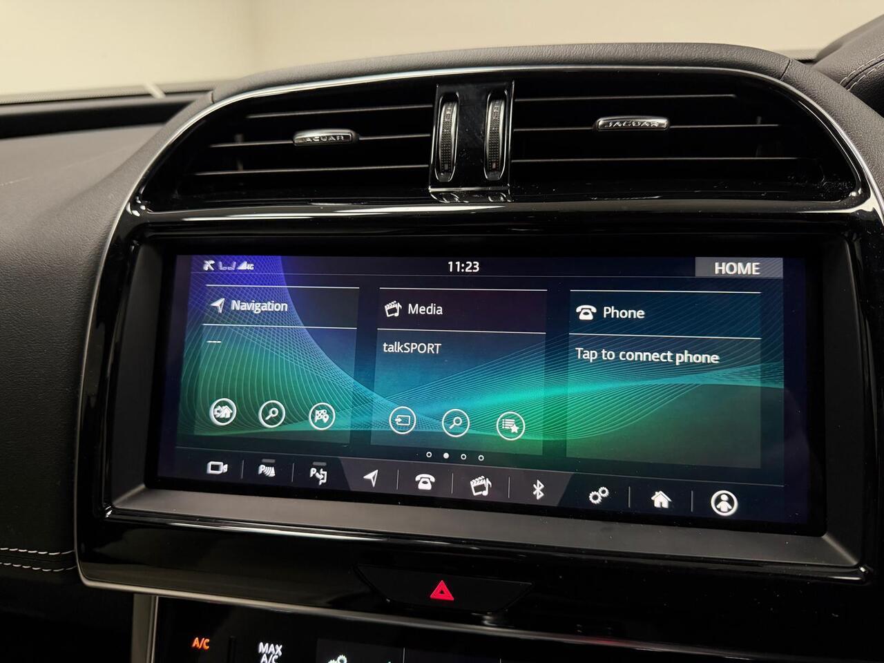 Jaguar Xe view 18