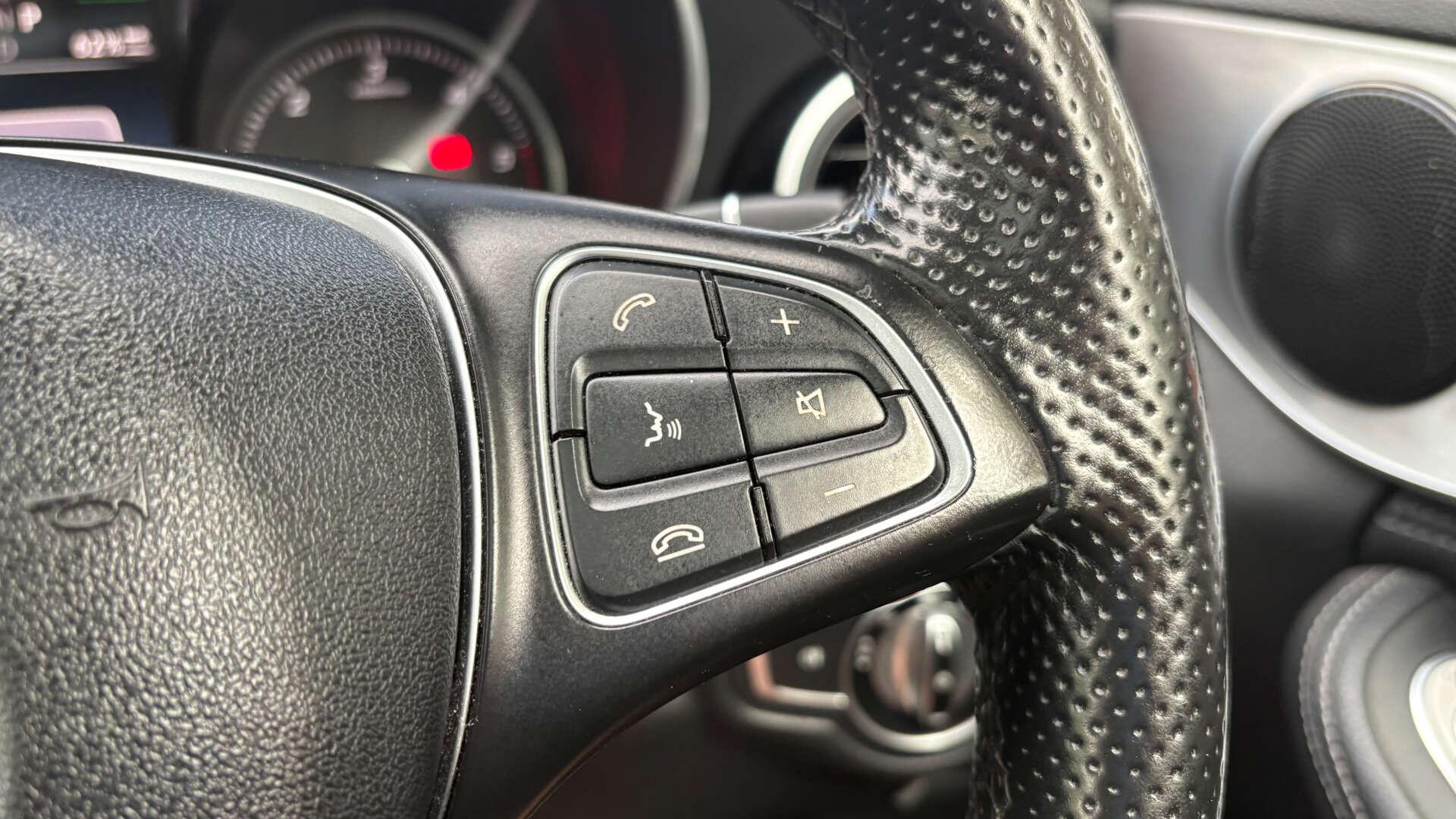 Mercedes-Benz C-Class view 17