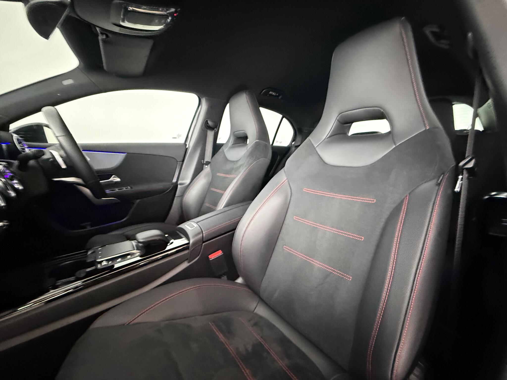 Mercedes-Benz A-Class view 34