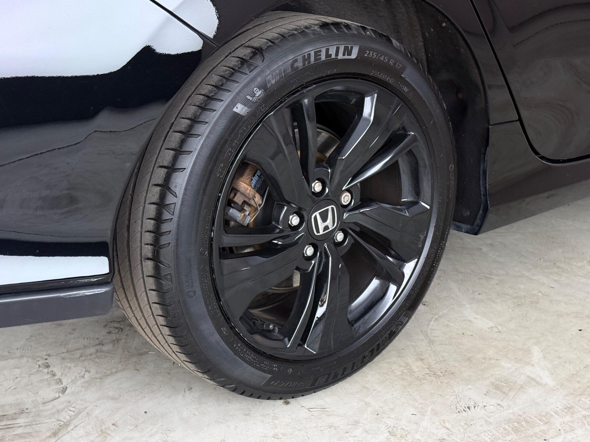 Honda Civic view 9
