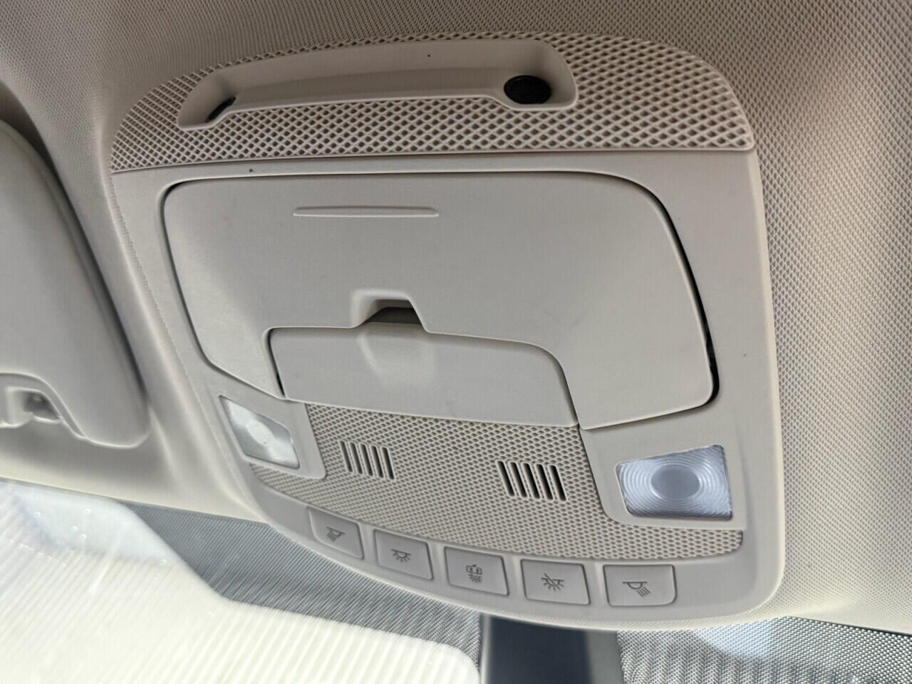Ford S-Max view 25