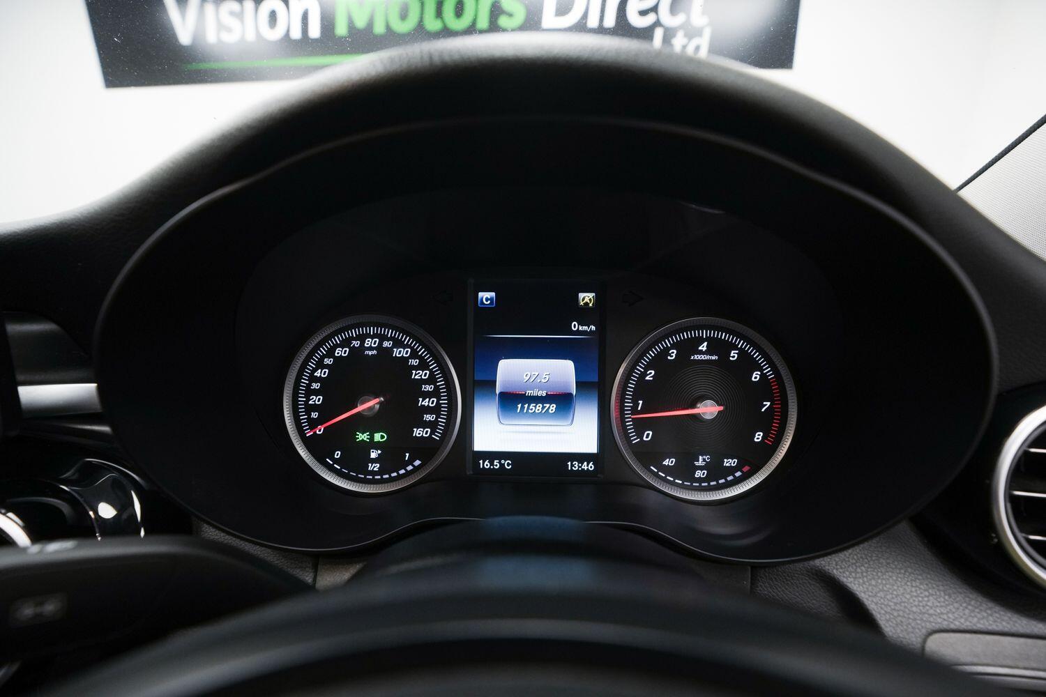 Mercedes-Benz C-Class view 20