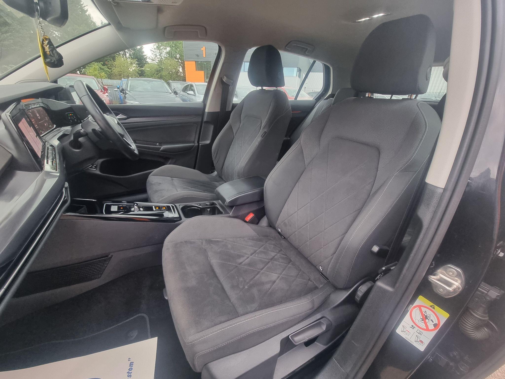 Volkswagen Golf view 22