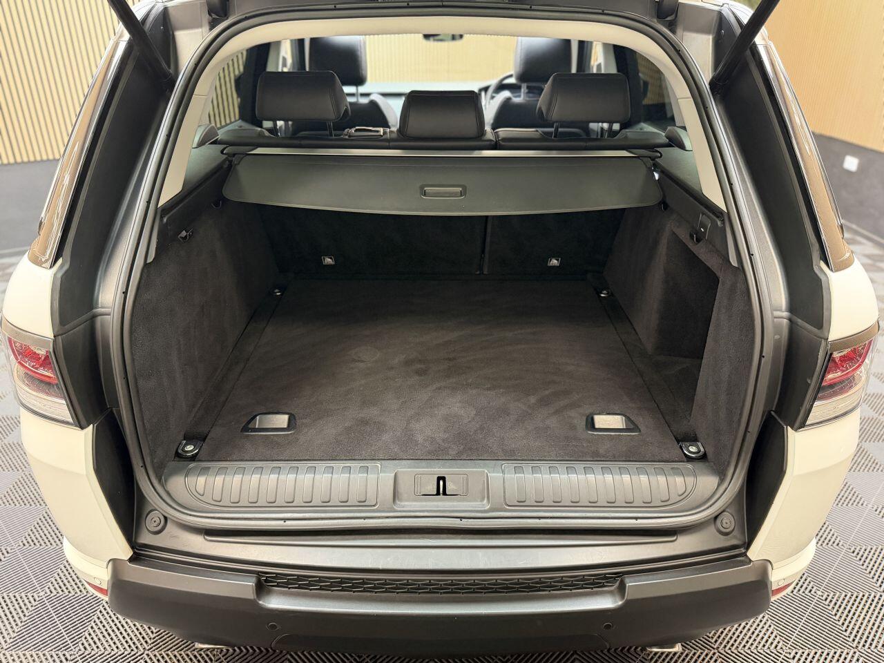 Land Rover Range Rover Sport view 14