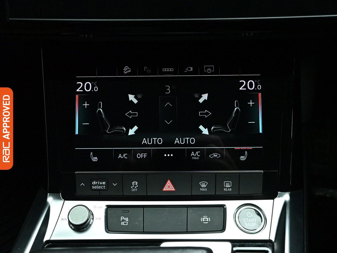 Audi E-Tron view 20