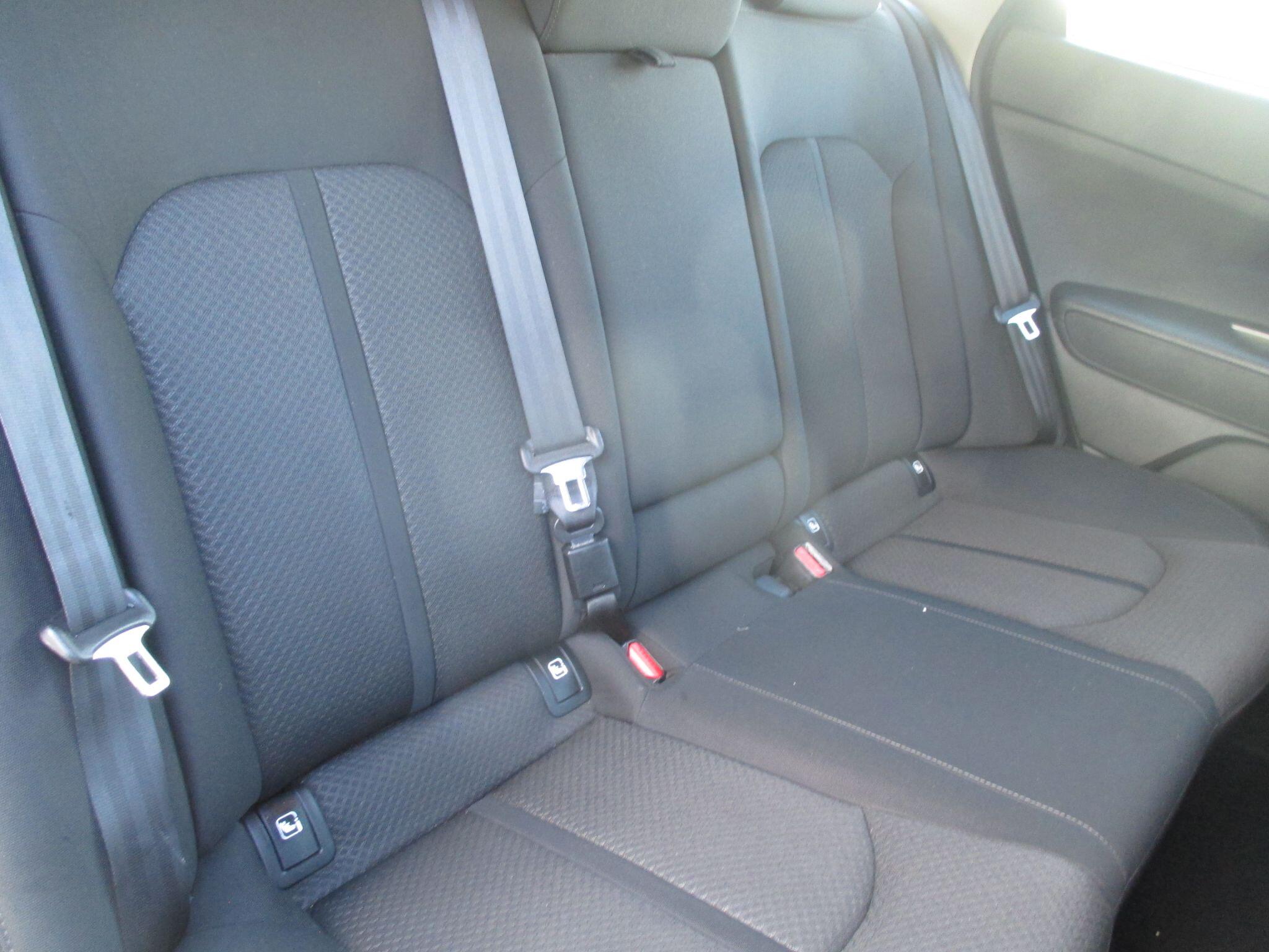 Kia Optima view 27
