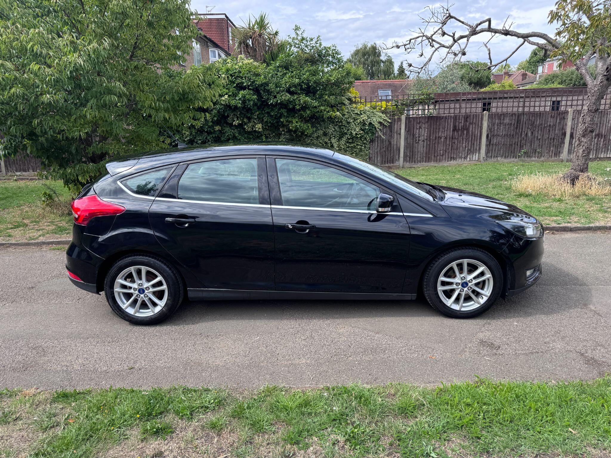 2016 Ford Focus image 5