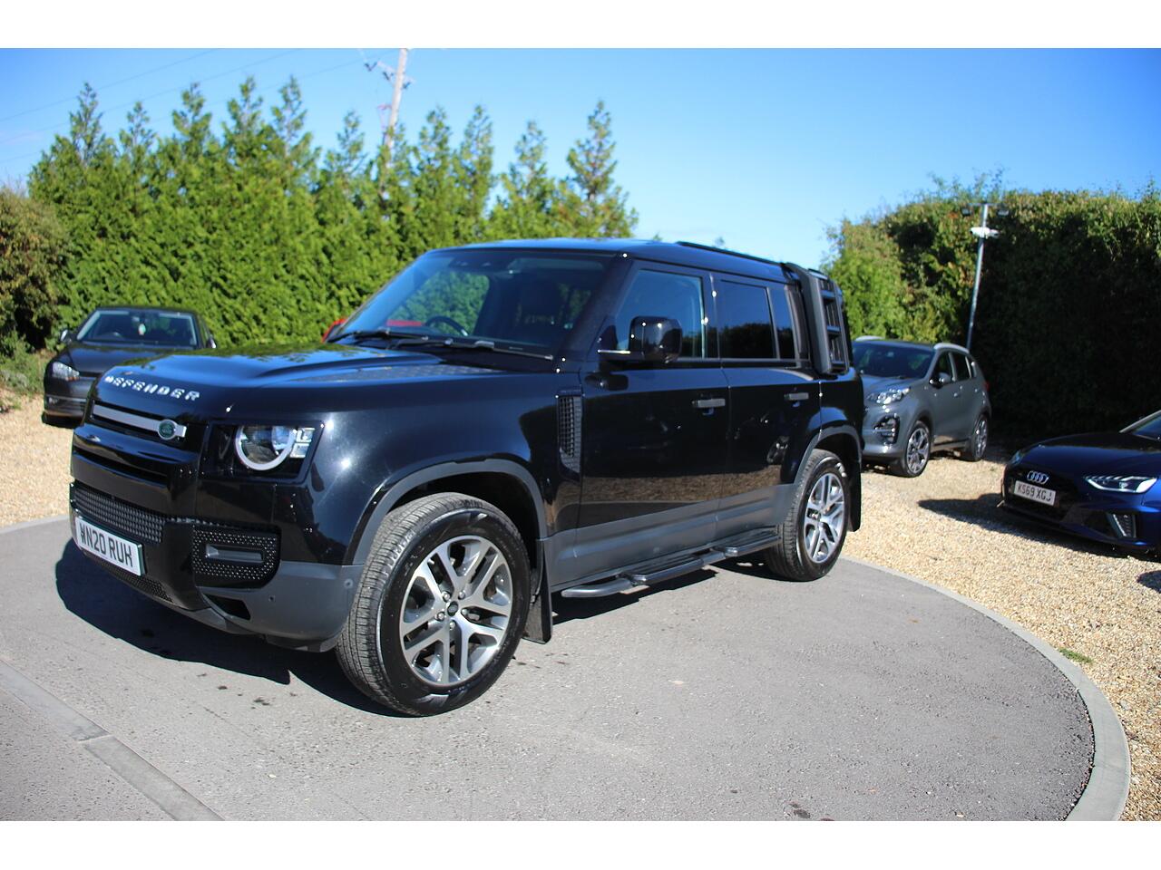 Land Rover Defender view 5
