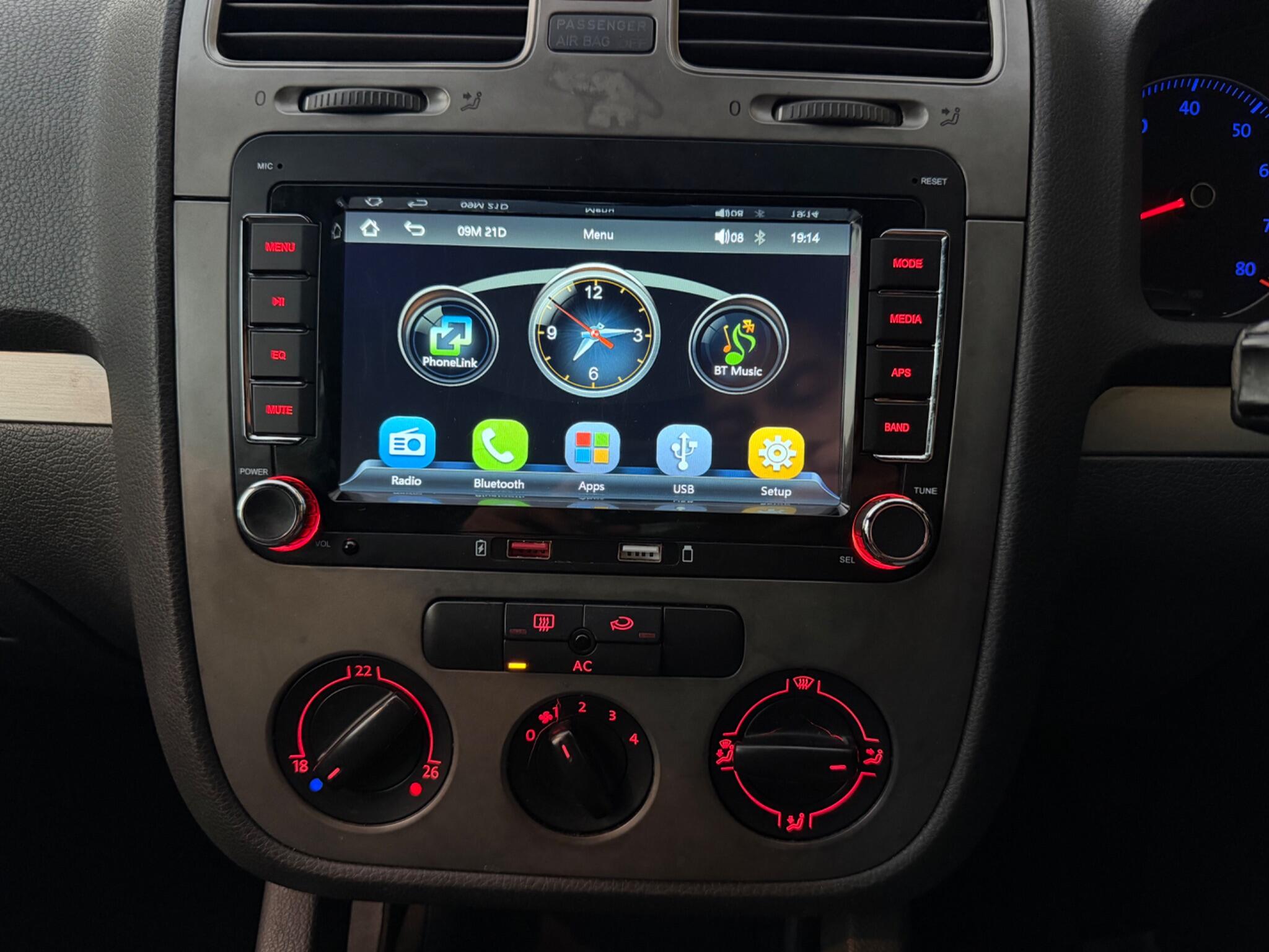 Volkswagen Golf view 25