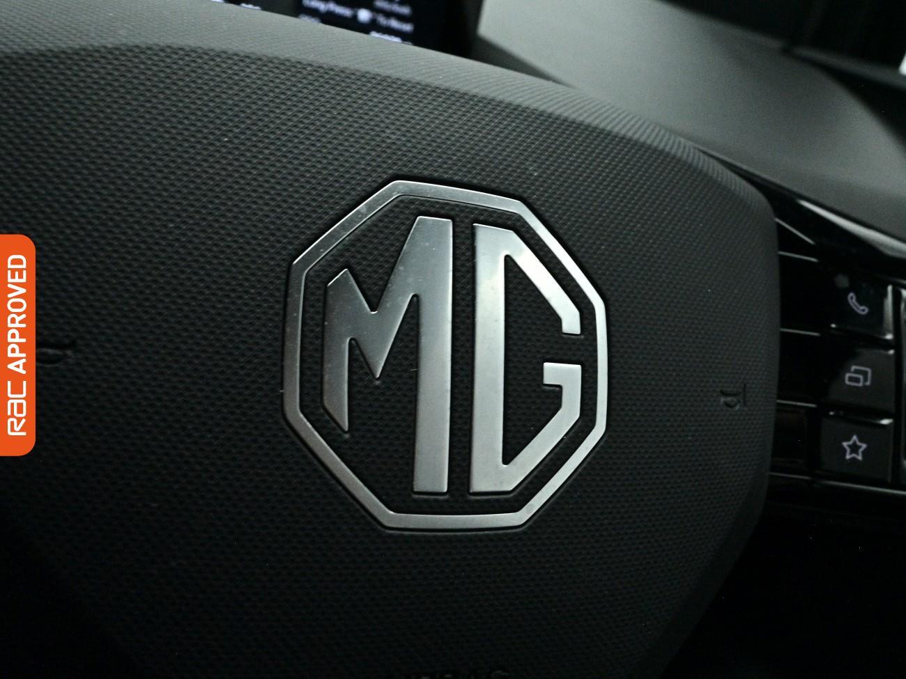 MG MG4 view 23