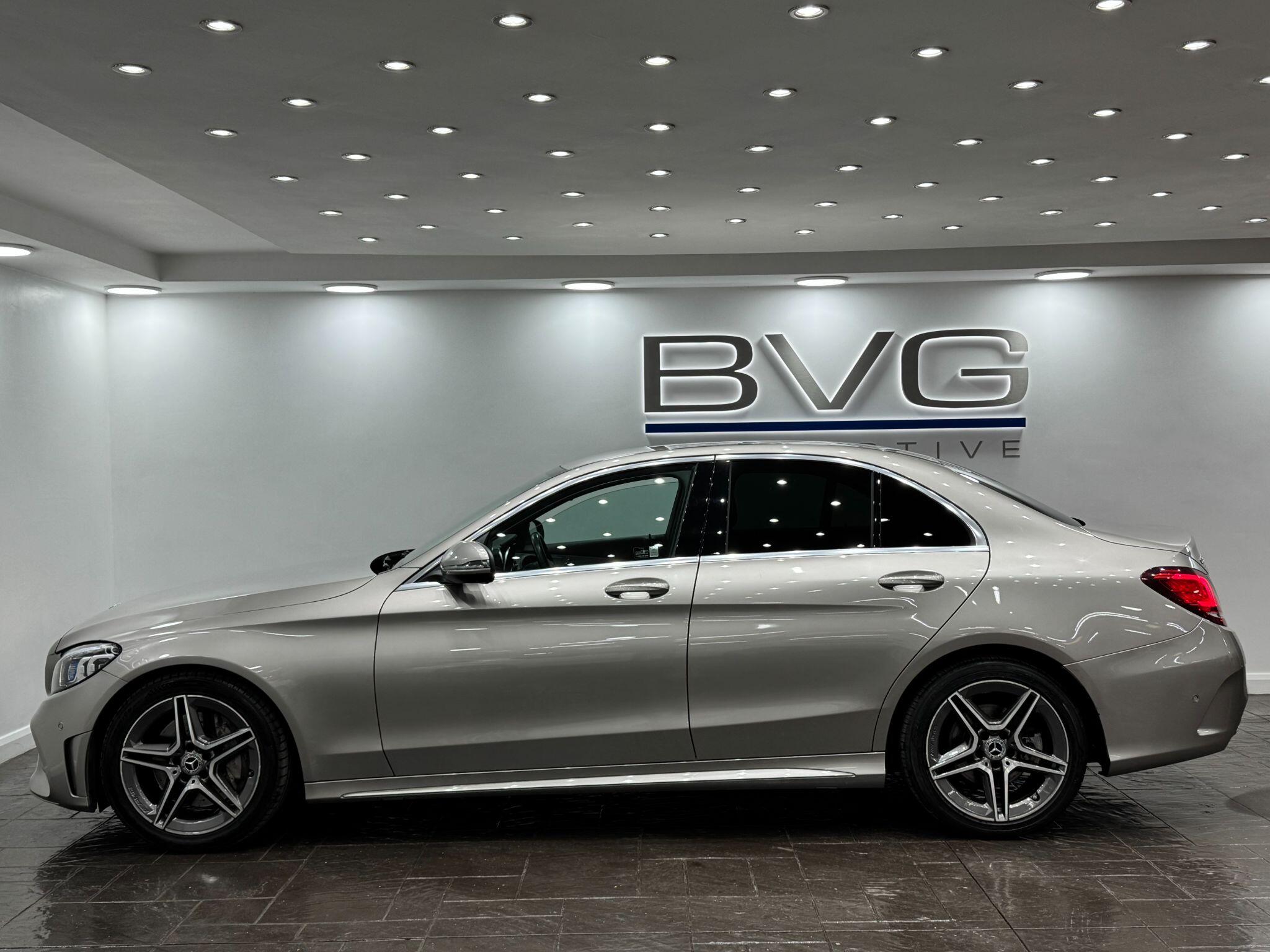 Mercedes-Benz C-Class view 8