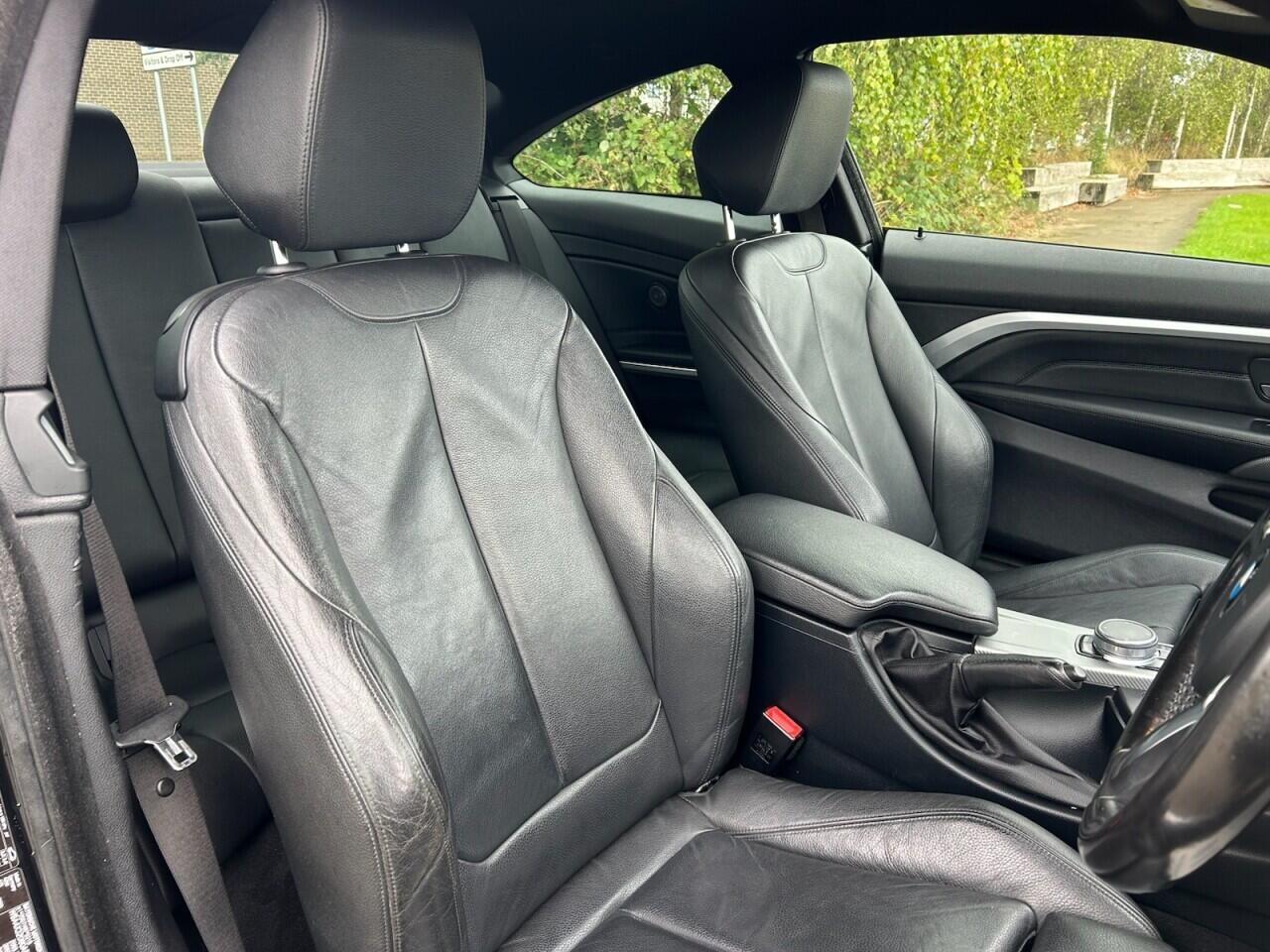 BMW 4 Series view 21