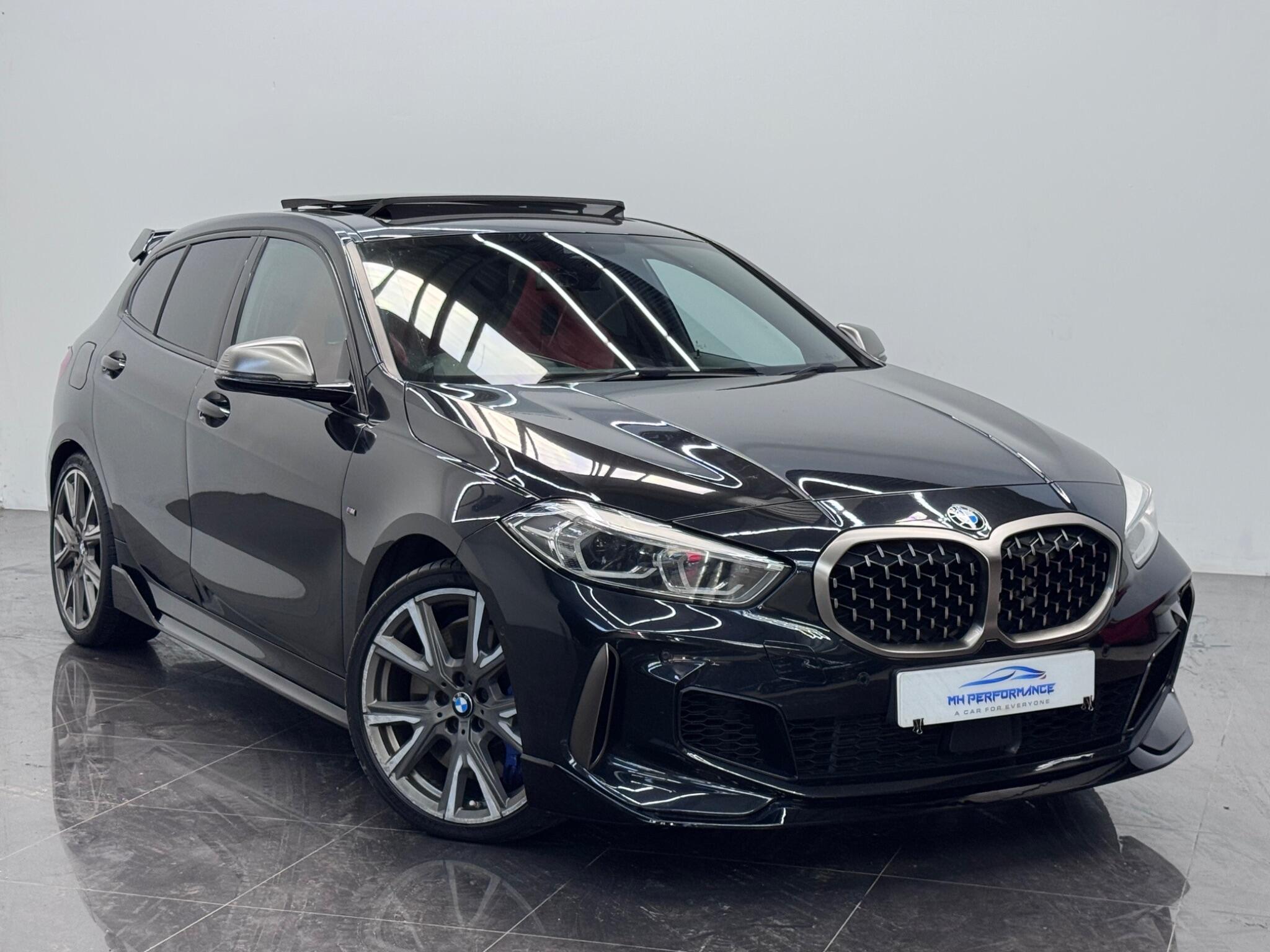 BMW 1 Series view 3