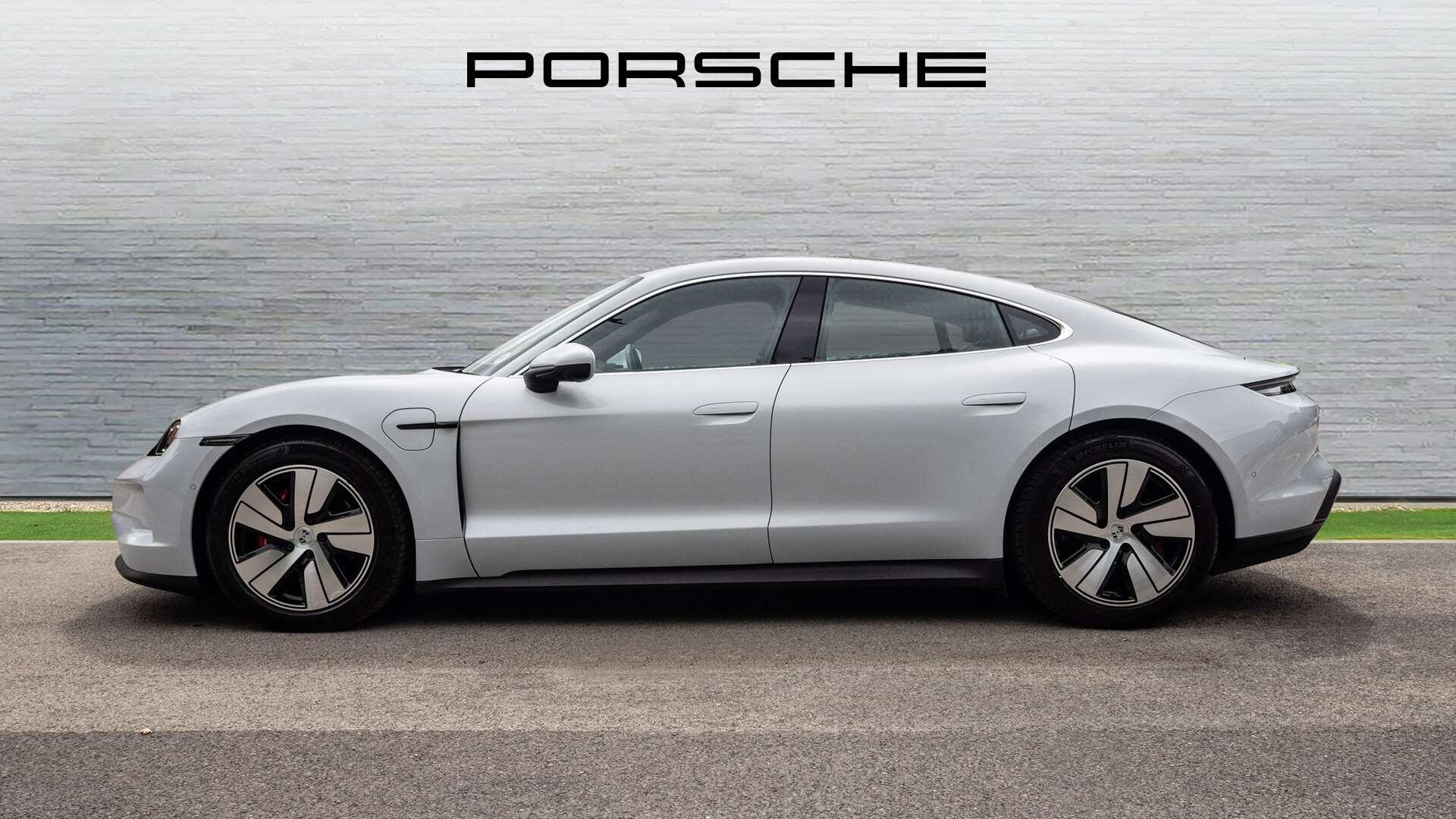 Porsche Taycan view 8