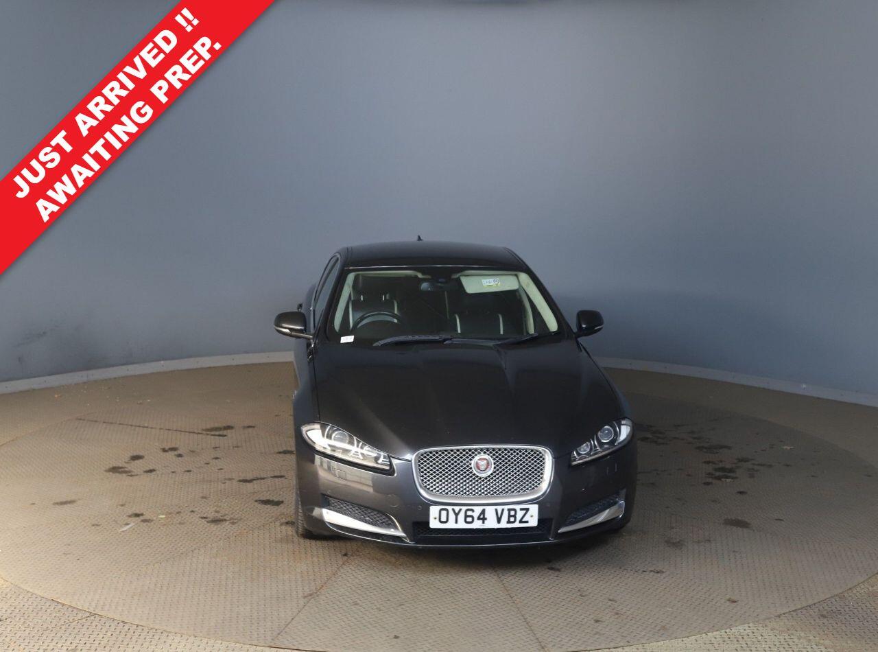 Jaguar XF view 8