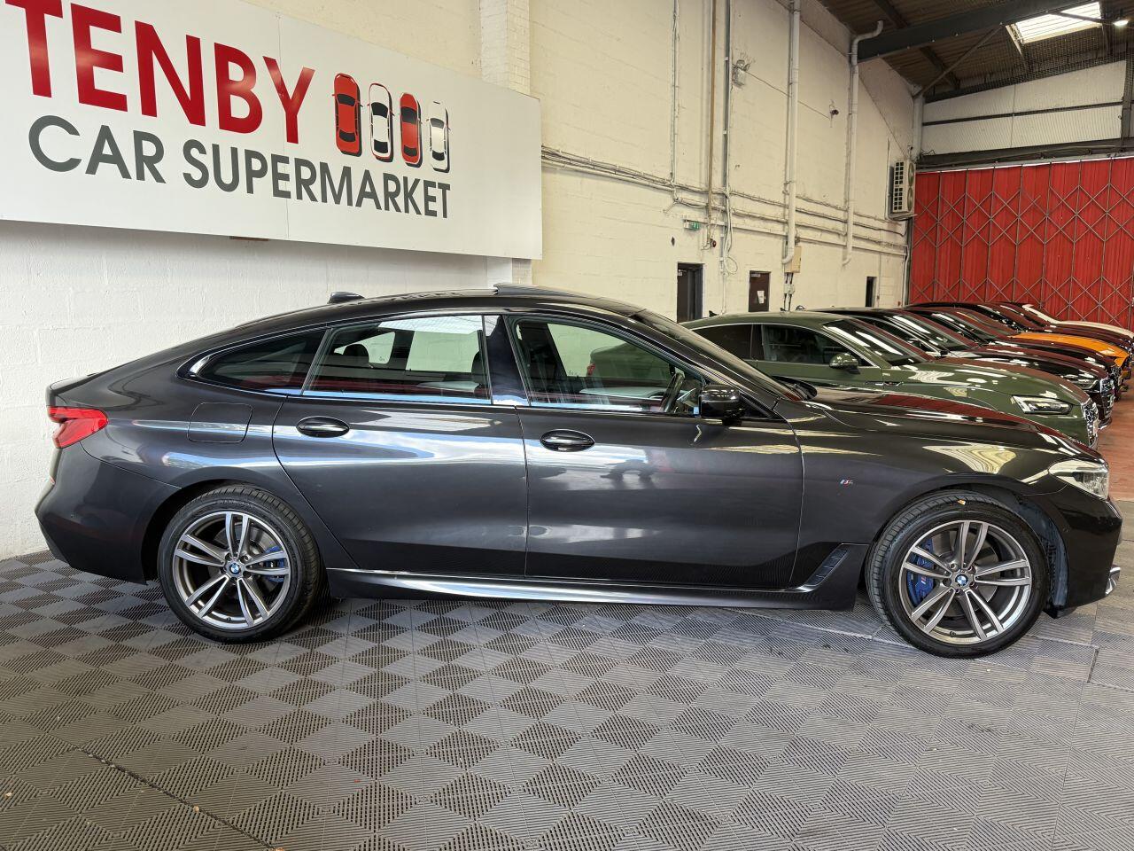 BMW 6 Series Gran Turismo view 11