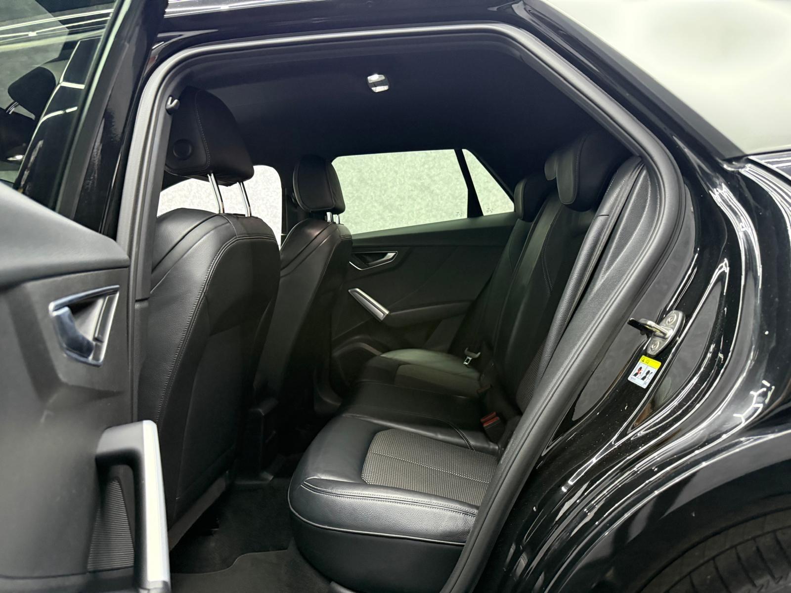 Audi Q2 view 8