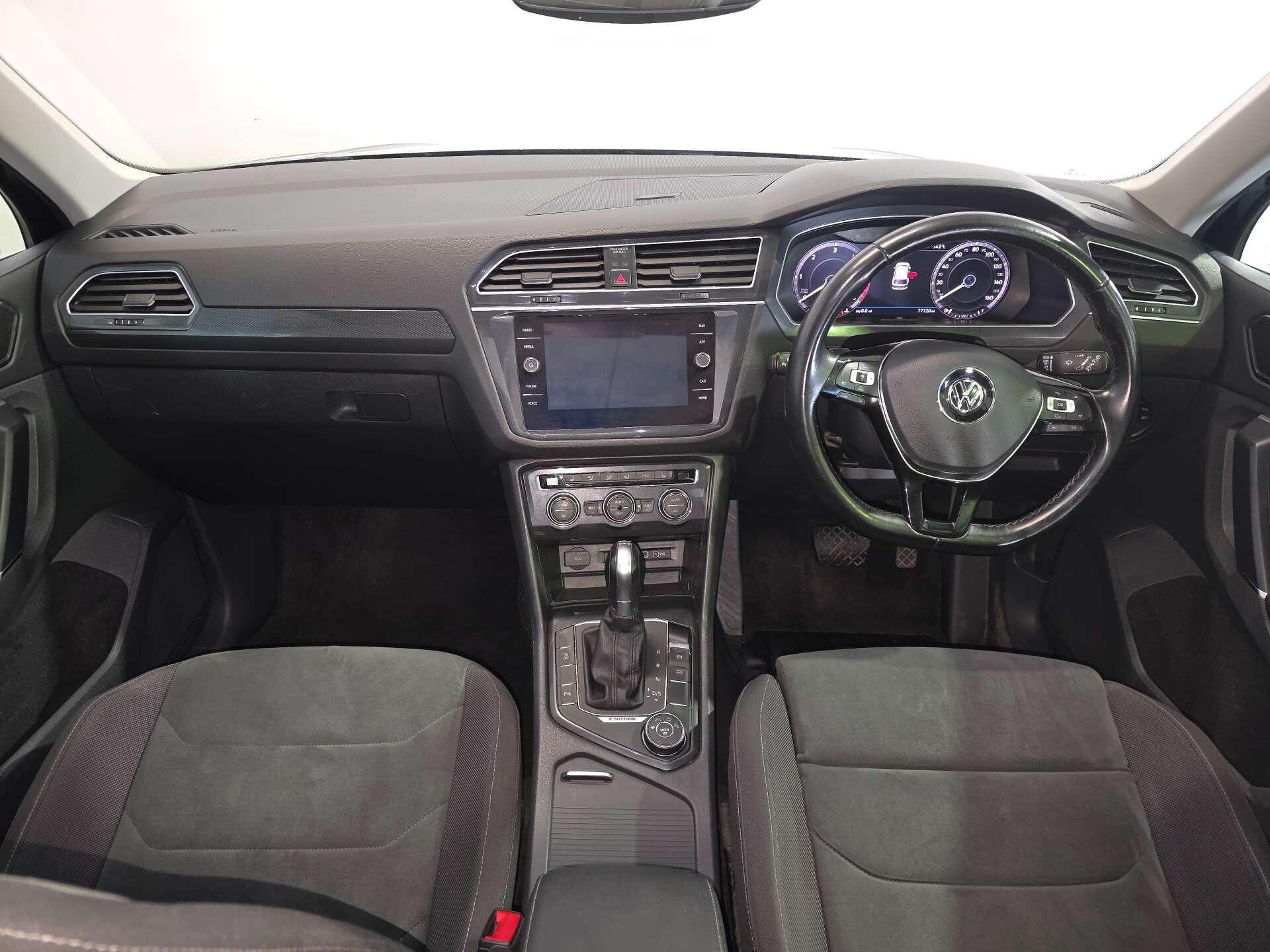Volkswagen Tiguan view 9