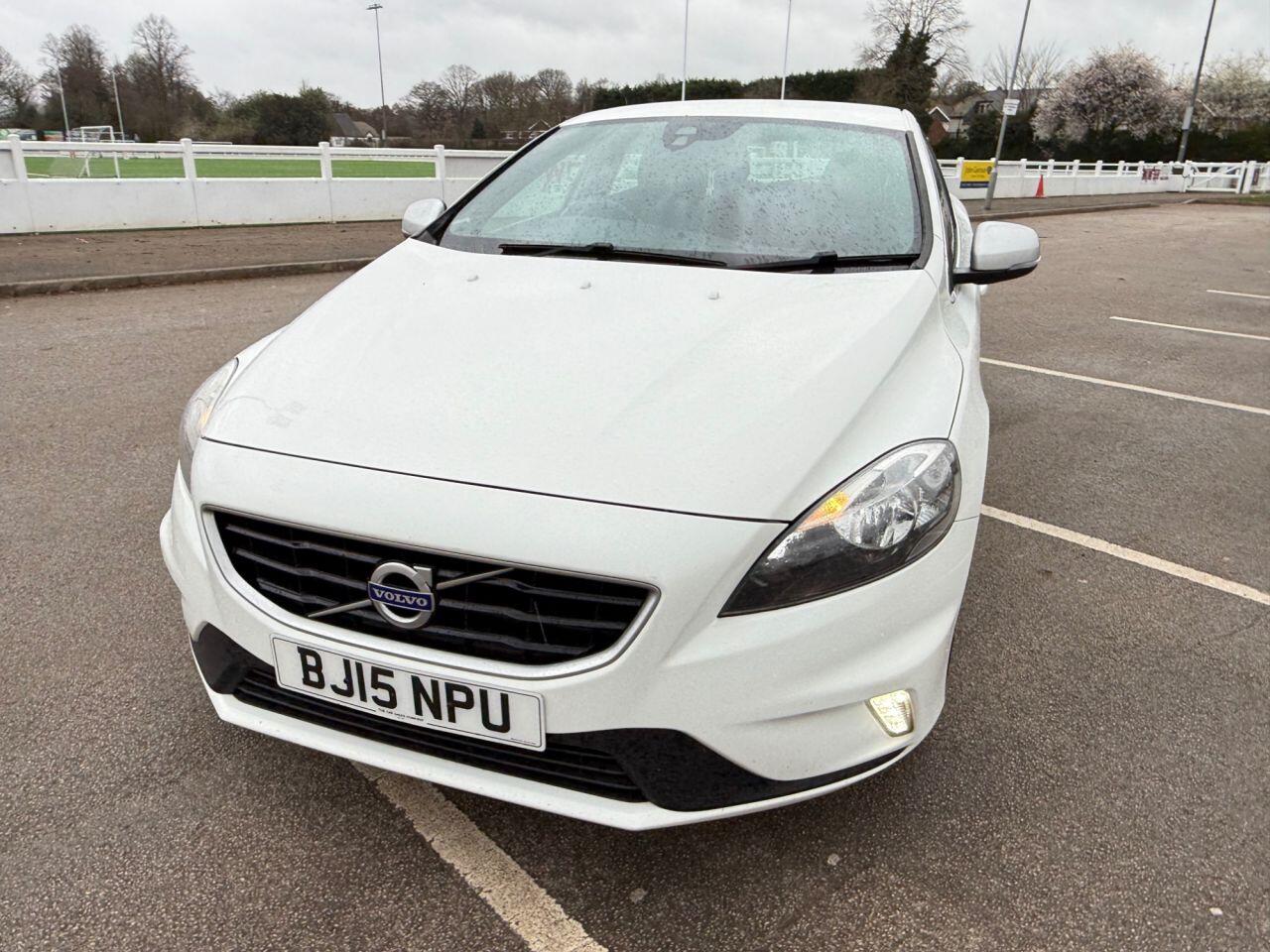 Volvo V40 view 47