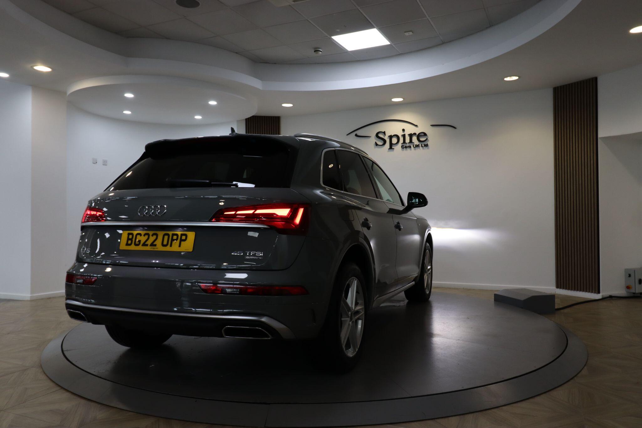 Audi Q5 view 53