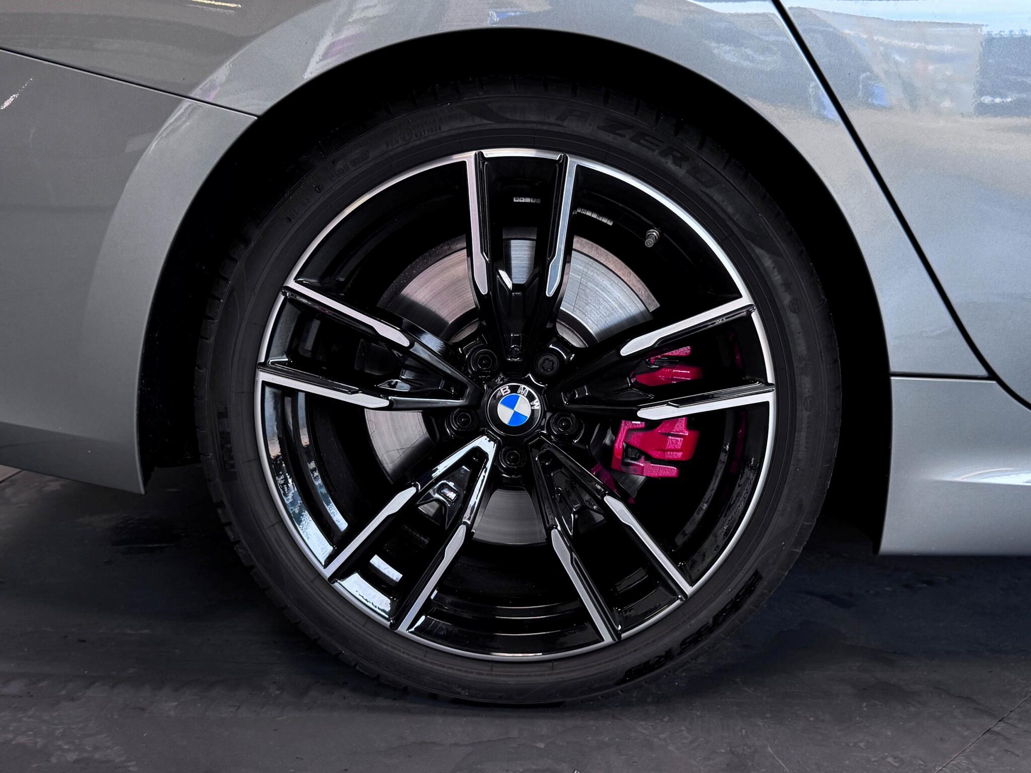 BMW 3 Series view 65
