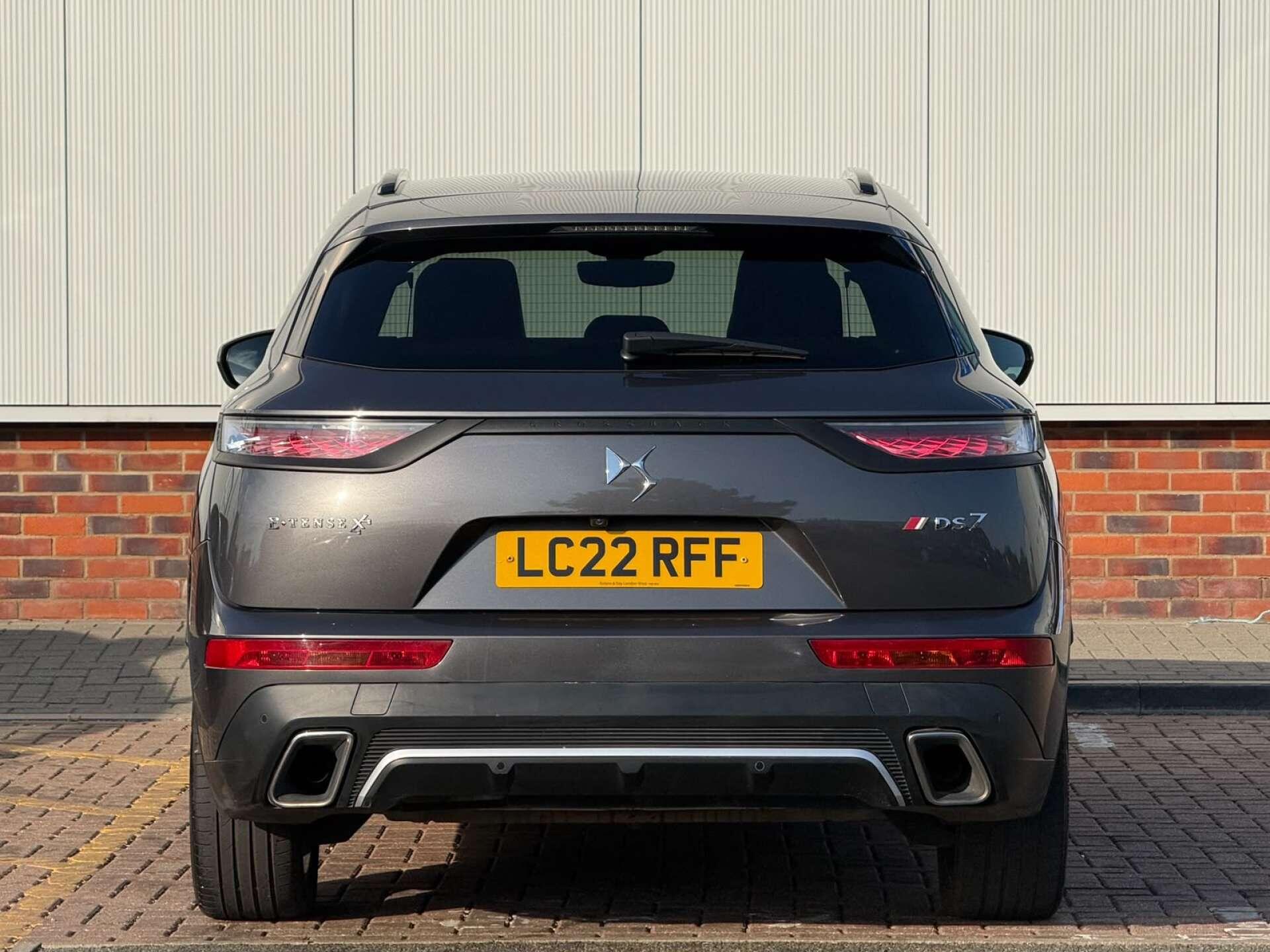 DS Automobiles DS 7 Crossback view 7