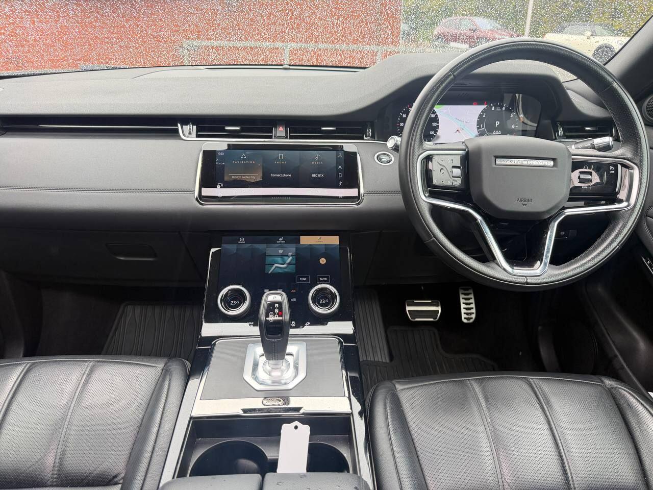 Land Rover Range Rover Evoque view 29