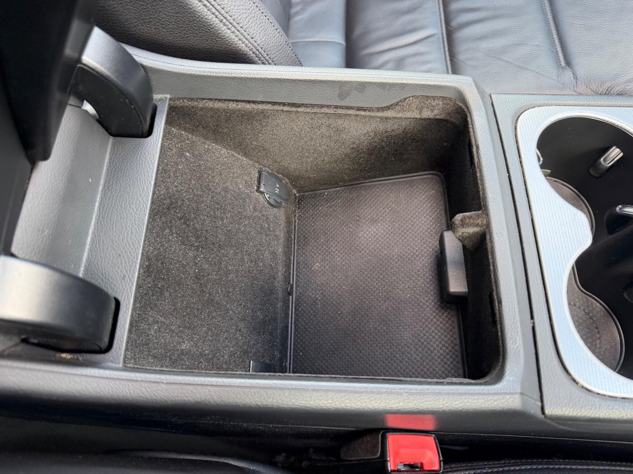 Volkswagen Touareg view 47