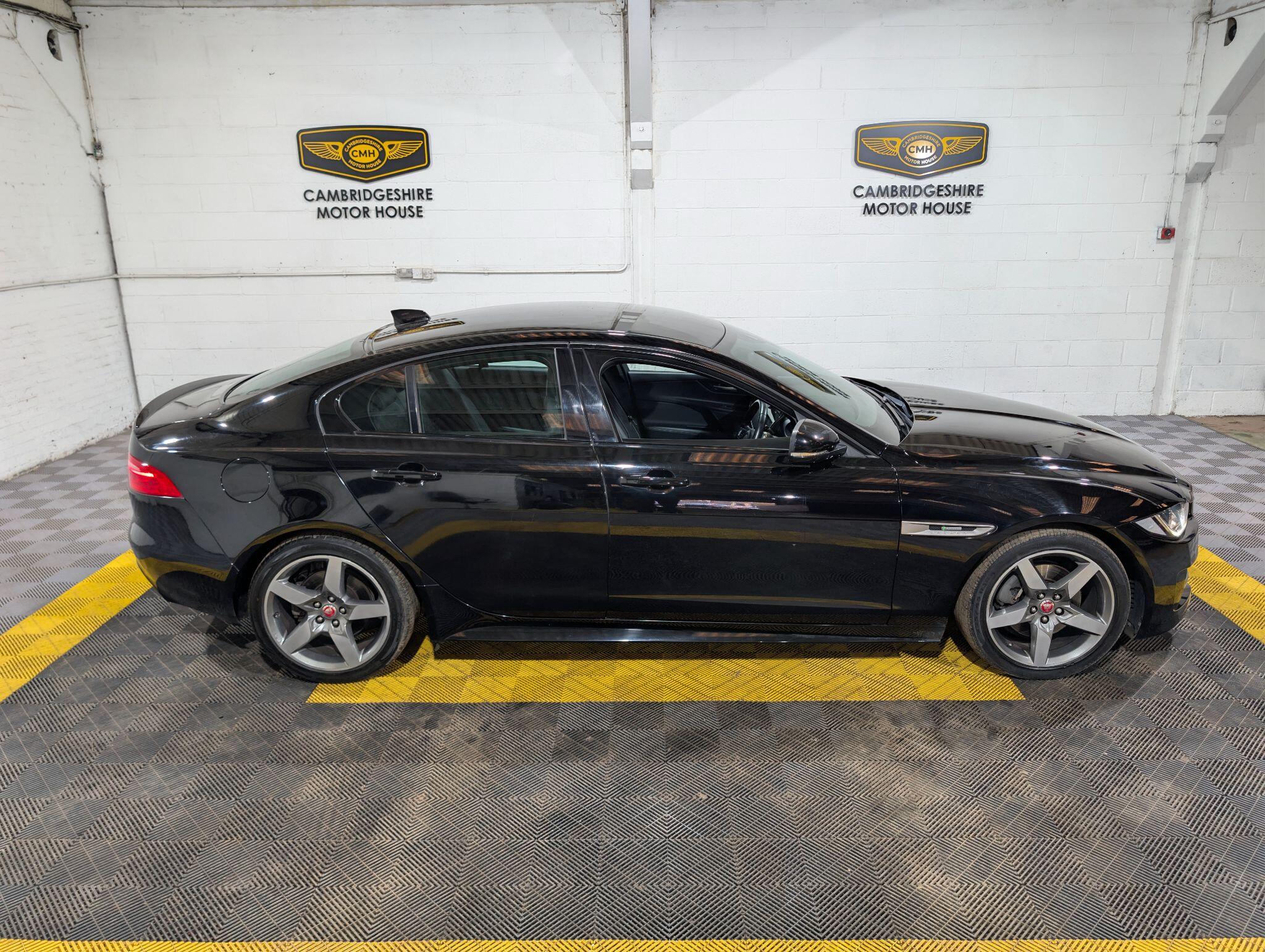 Jaguar Xe view 67