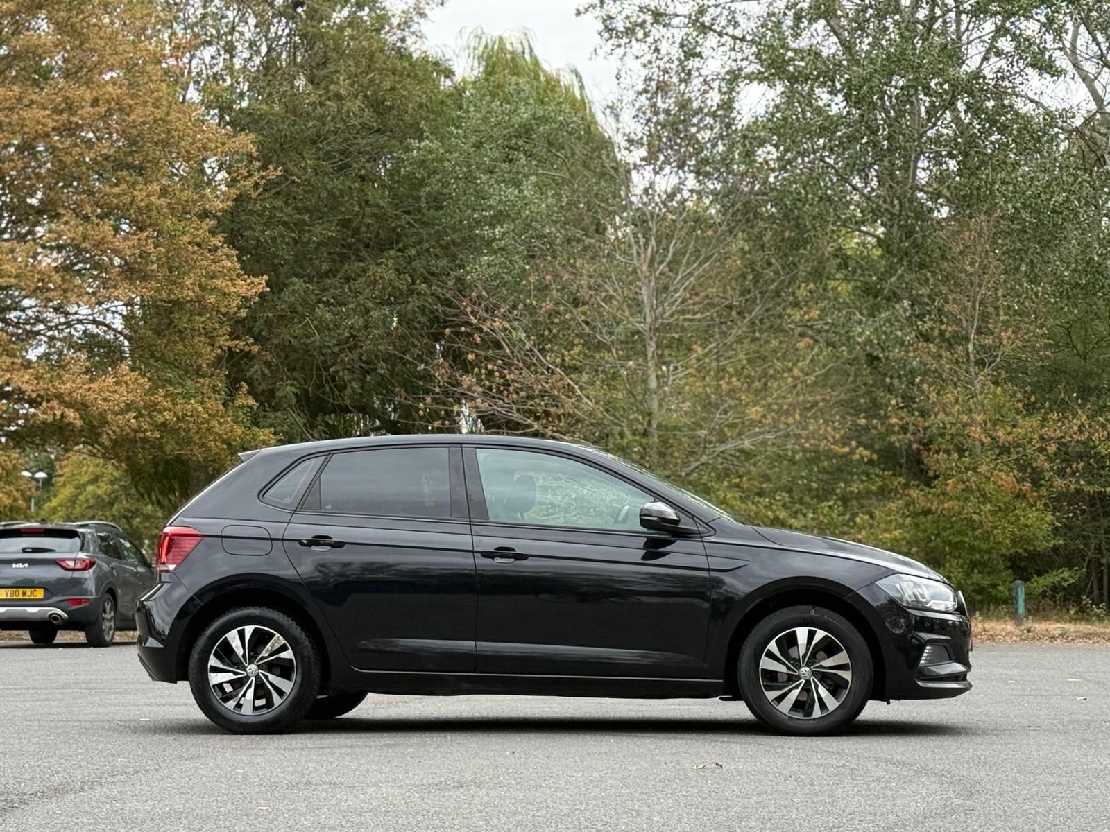 Volkswagen Polo view 7