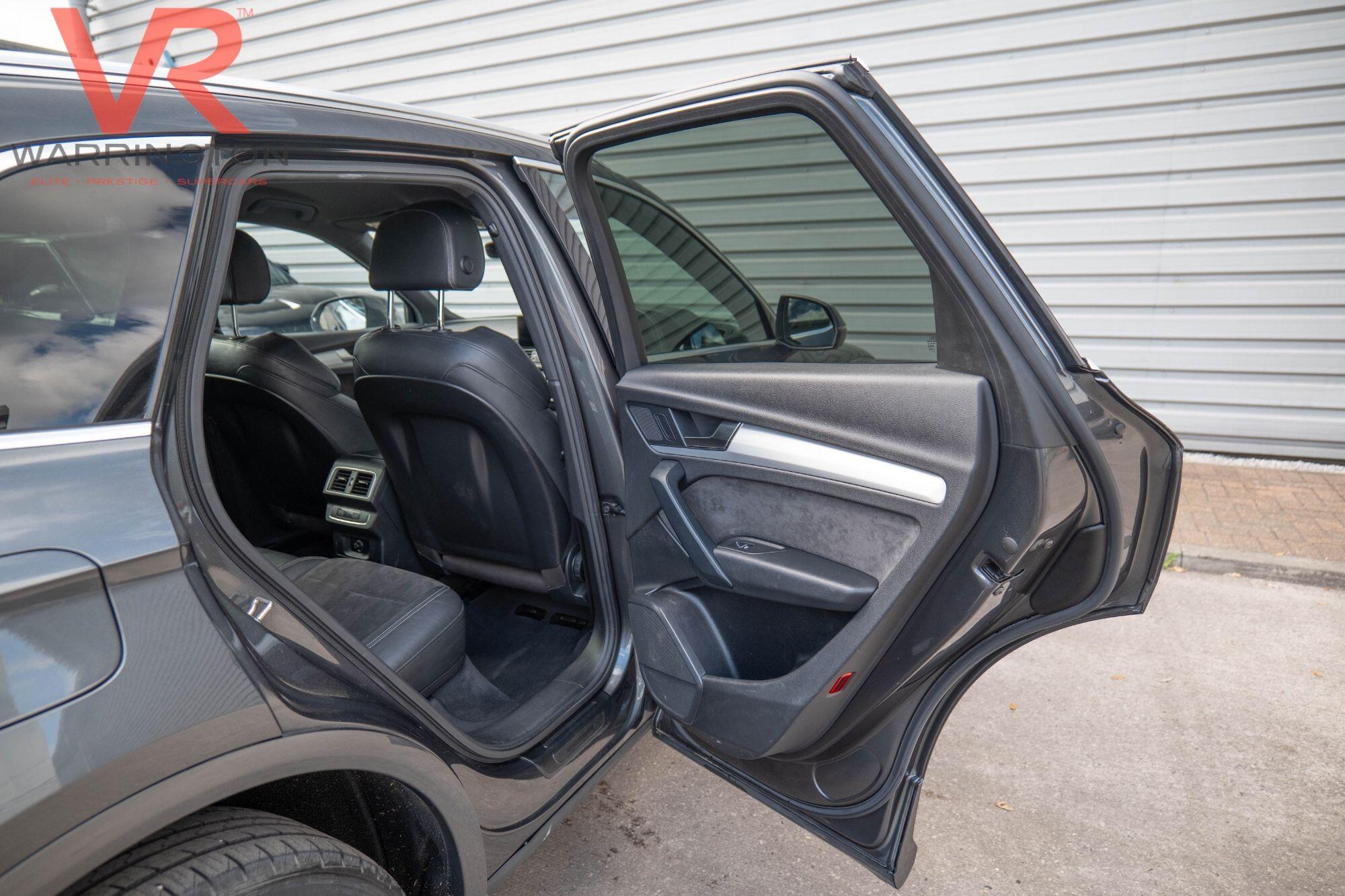 Audi Q5 view 35