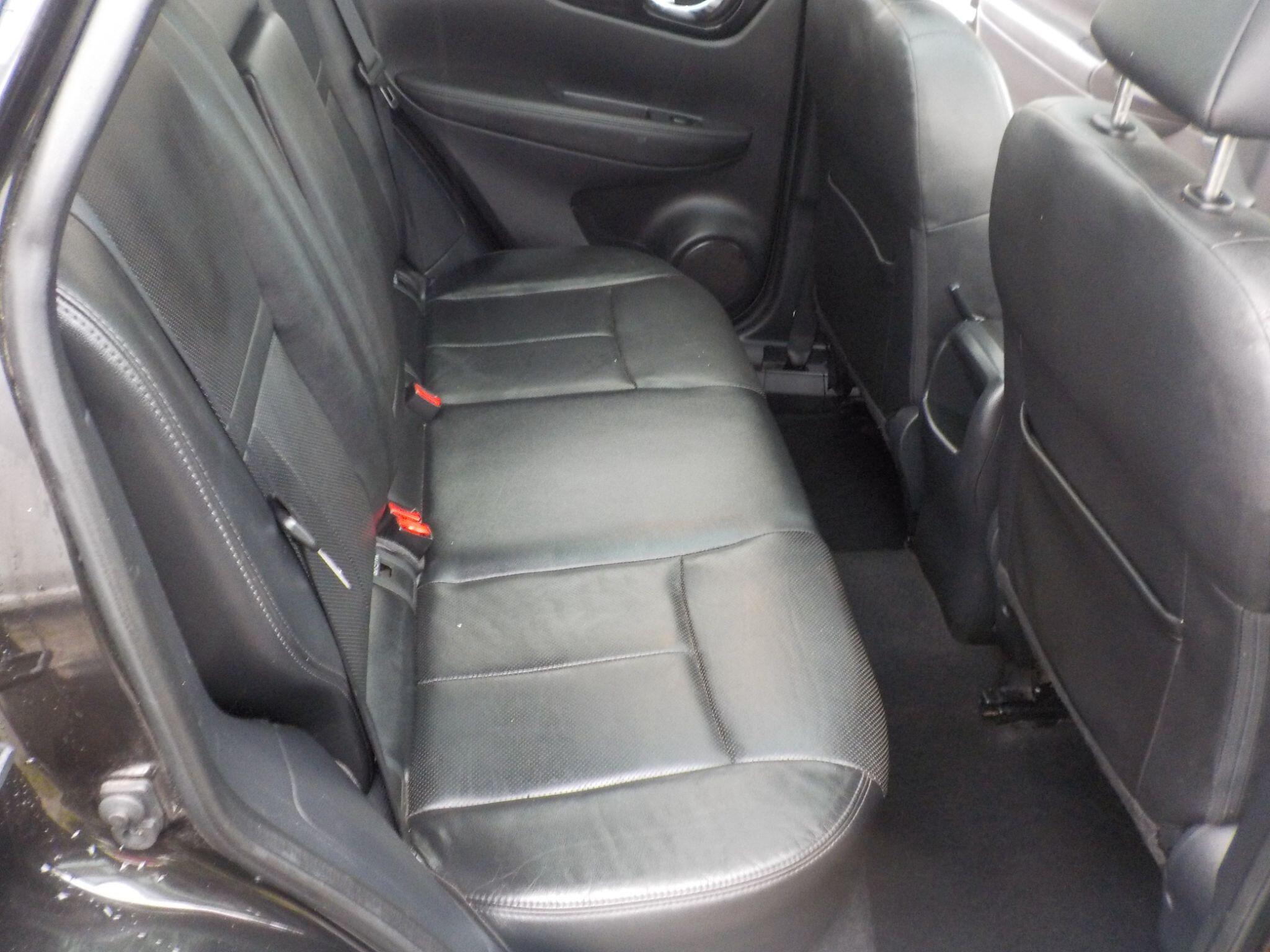 Nissan Qashqai 1.5 dCi Tekna 2WD Euro 6 (s/s) 5dr
