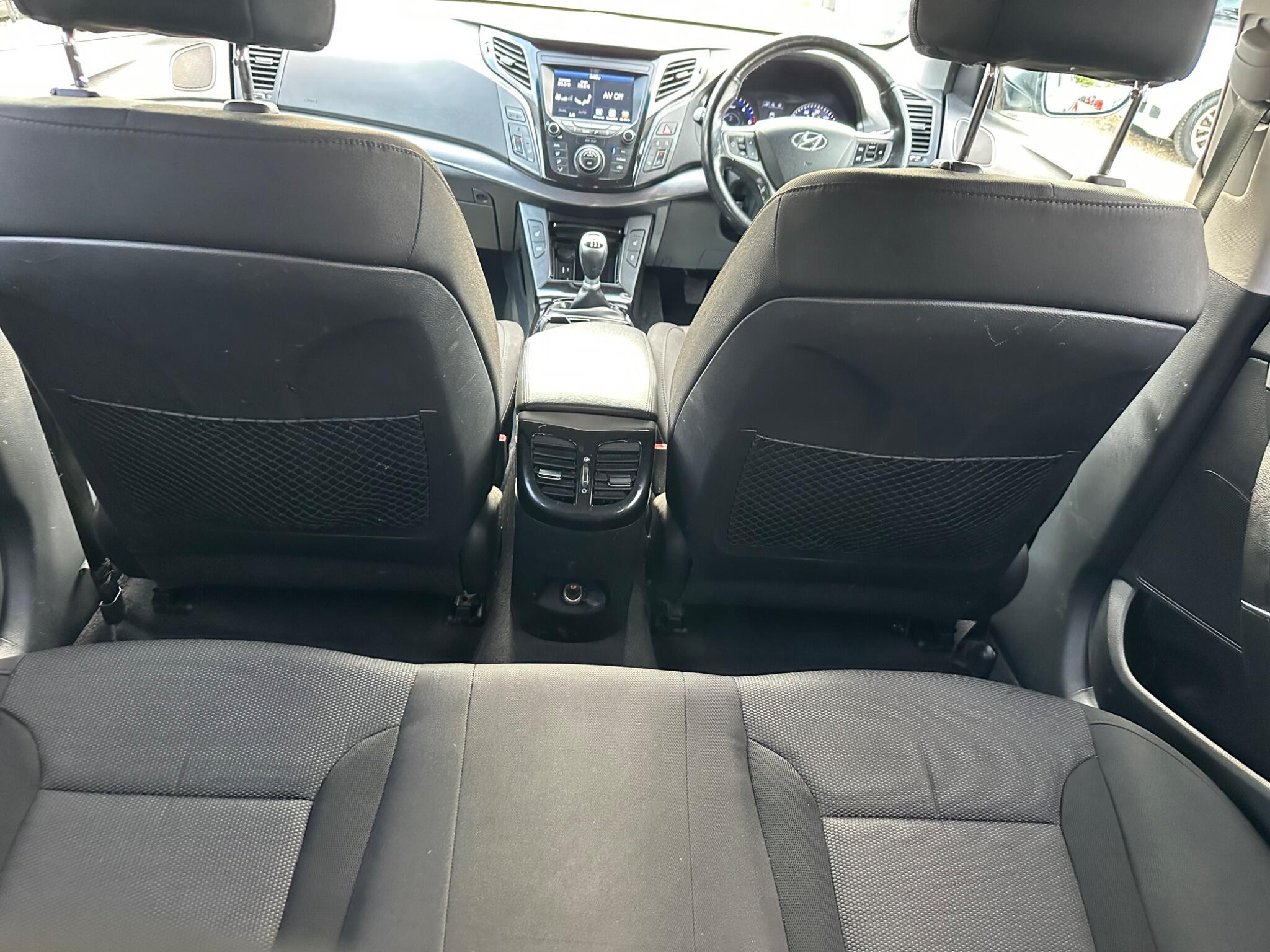 Hyundai I40 view 23