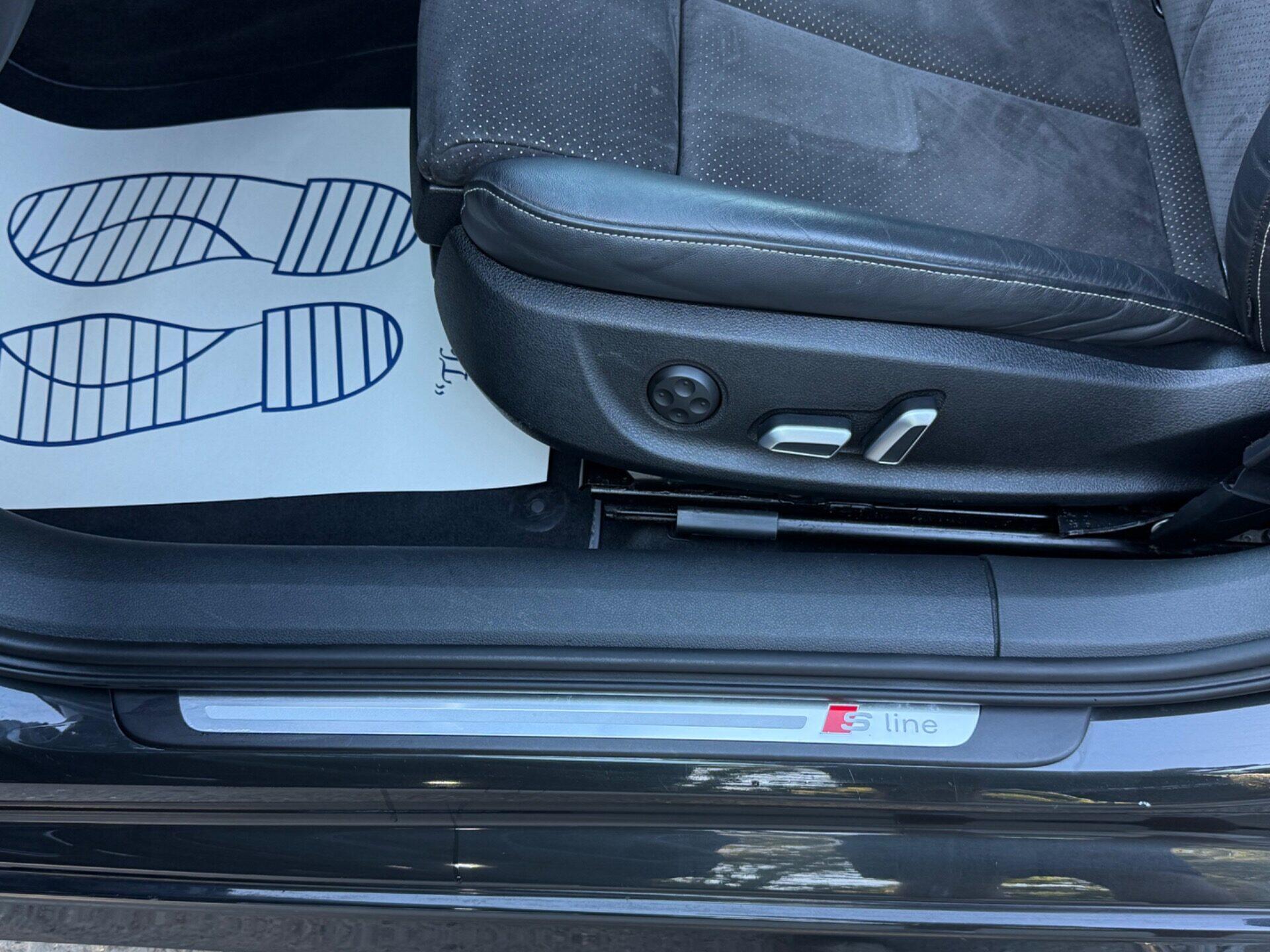 Audi A6 view 26