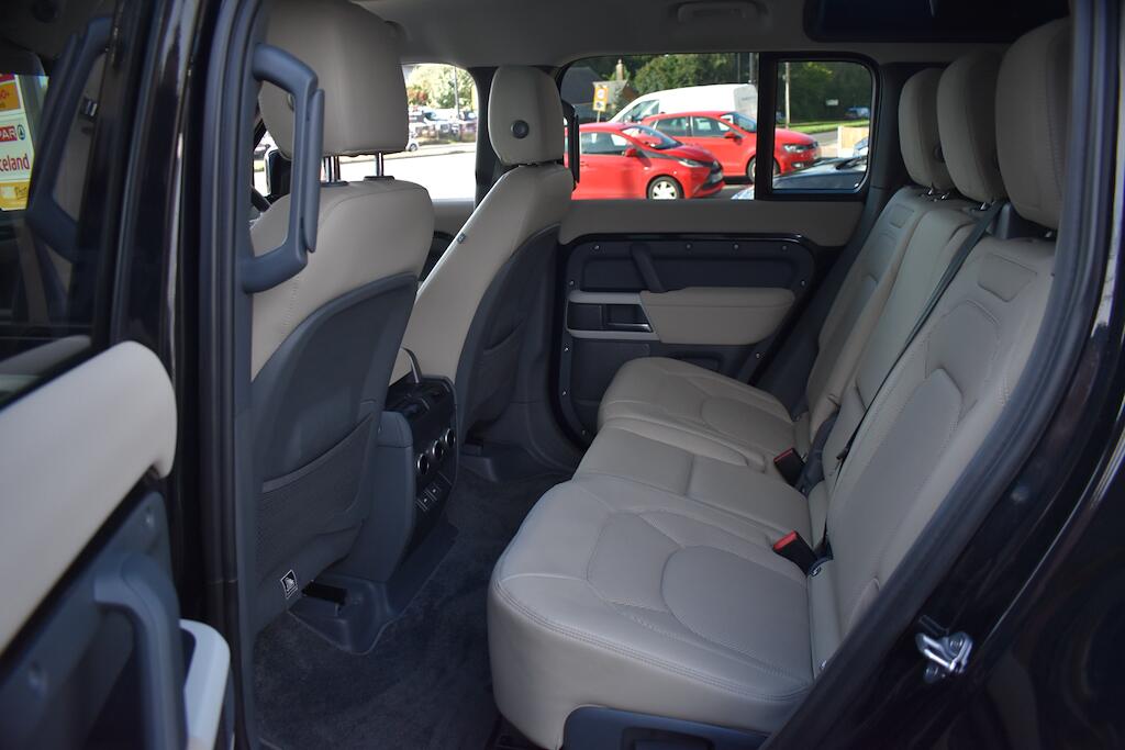 Land Rover Defender view 12