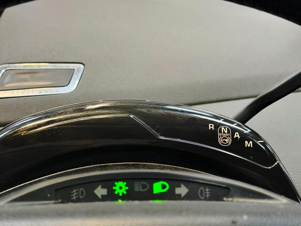 Citroen Grand C4 Picasso view 29