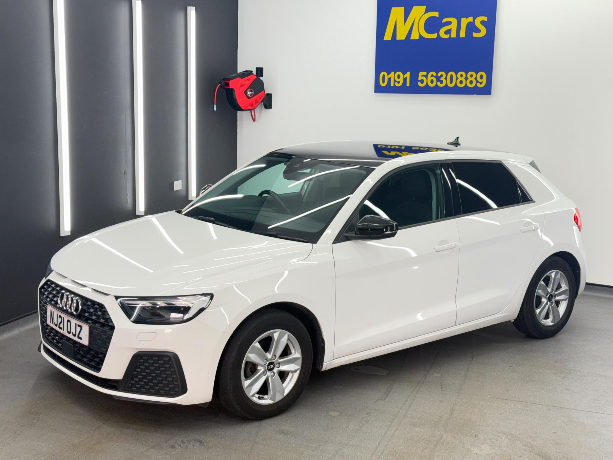 Audi A1 view 8